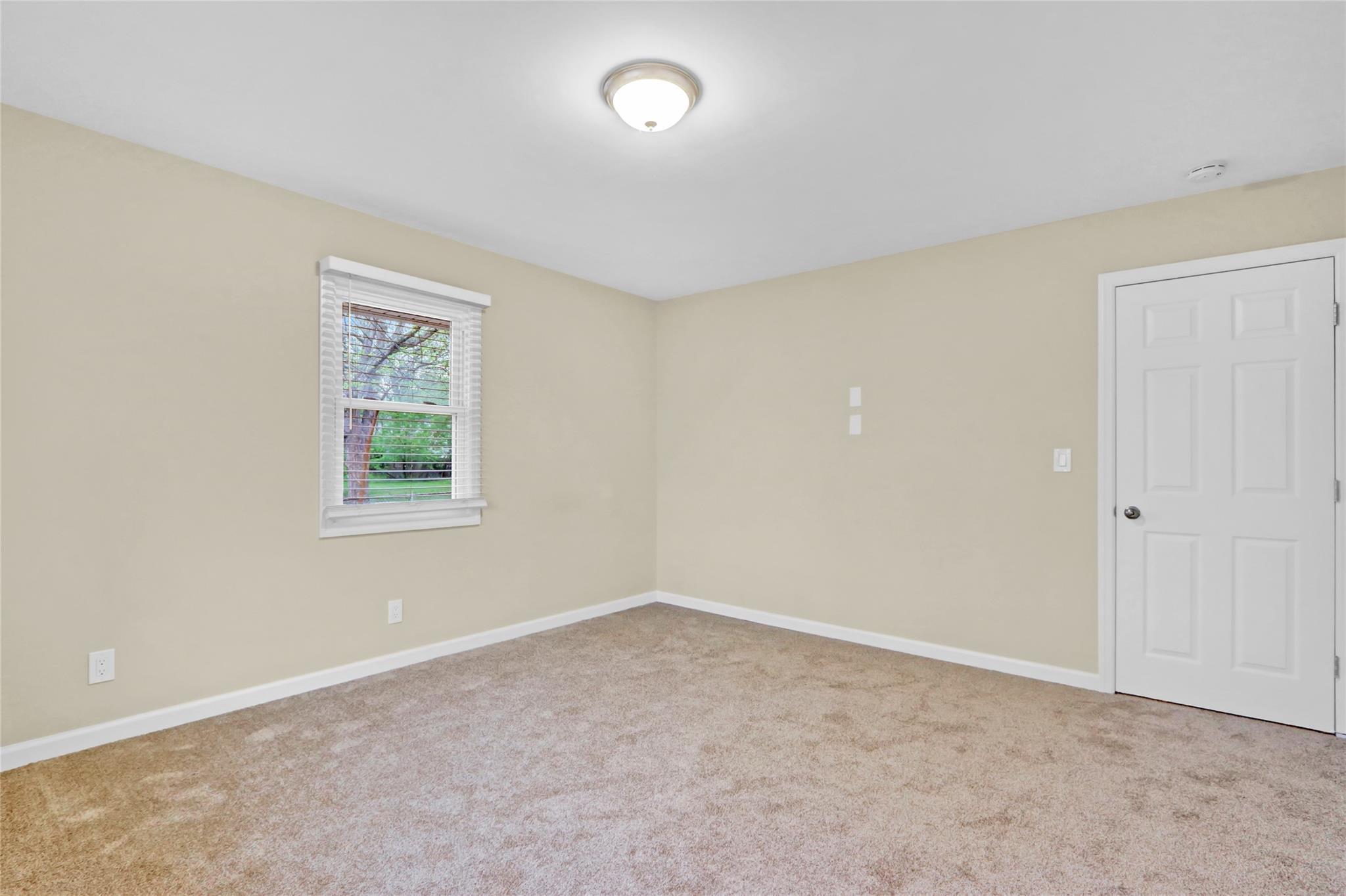 Single Family Overlook  Suffolk County, NY 11951, MLS-863598-11