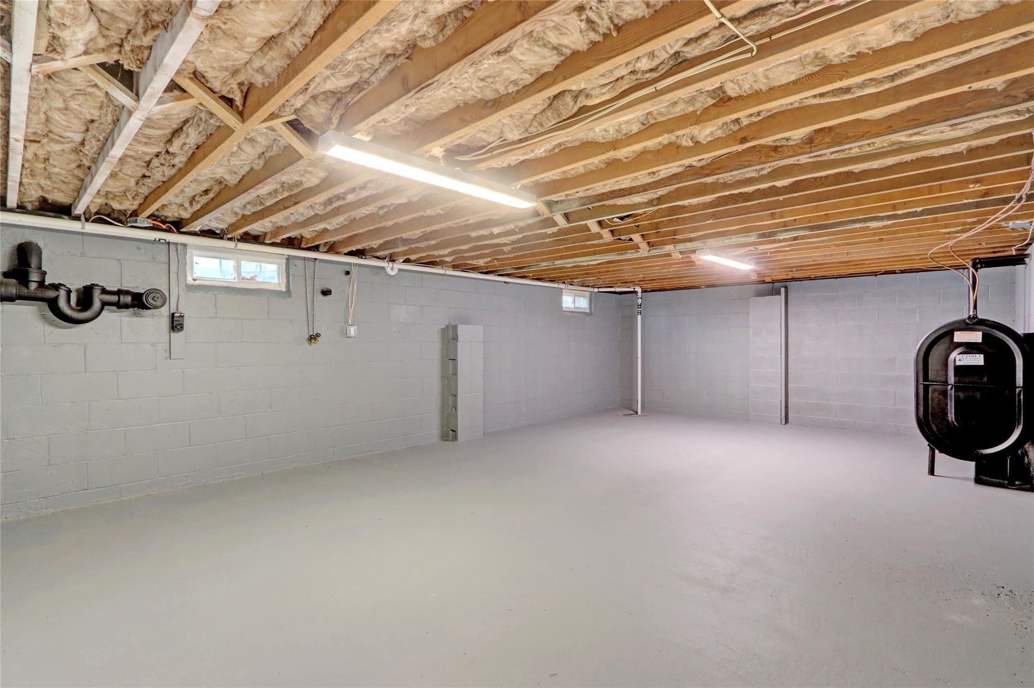 Single Family Overlook  Suffolk County, NY 11951, MLS-863598-18