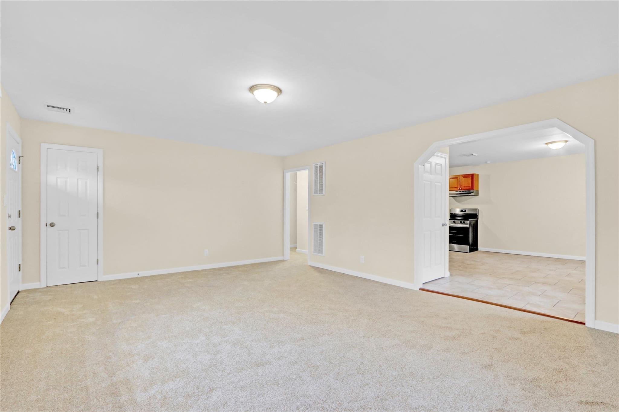 Single Family Overlook  Suffolk County, NY 11951, MLS-863598-5