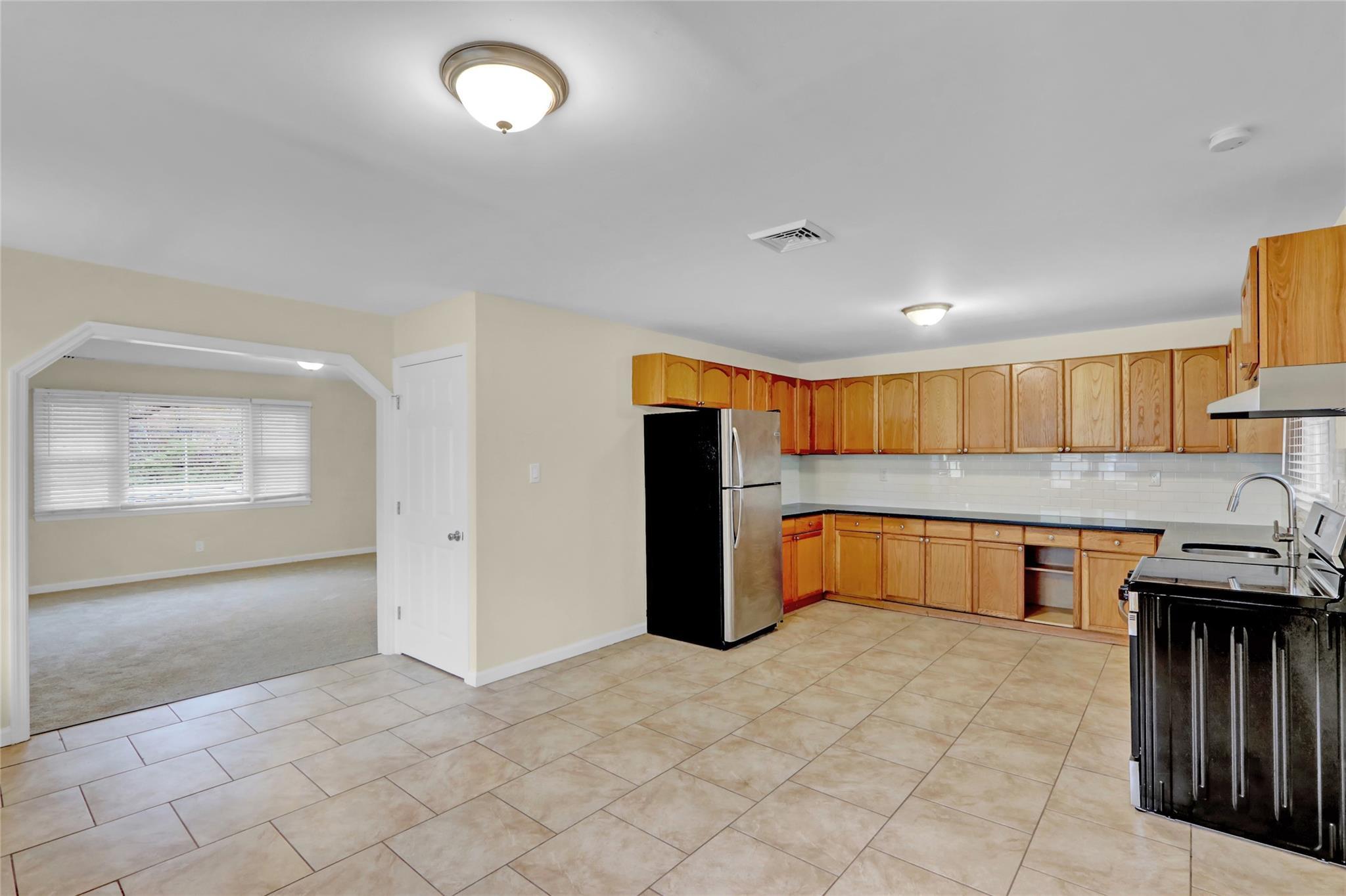 Single Family Overlook  Suffolk County, NY 11951, MLS-863598-6