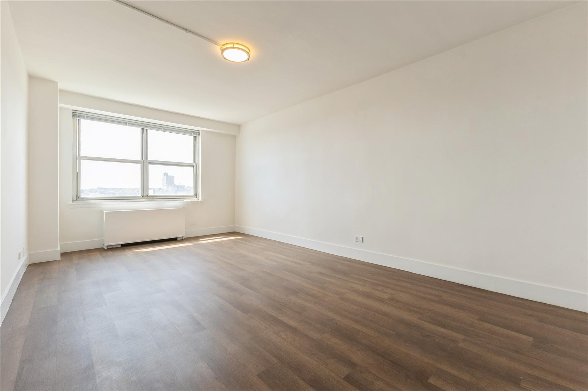 Coop Ocean Parkway  Brooklyn, NY 11218, MLS-863615-2