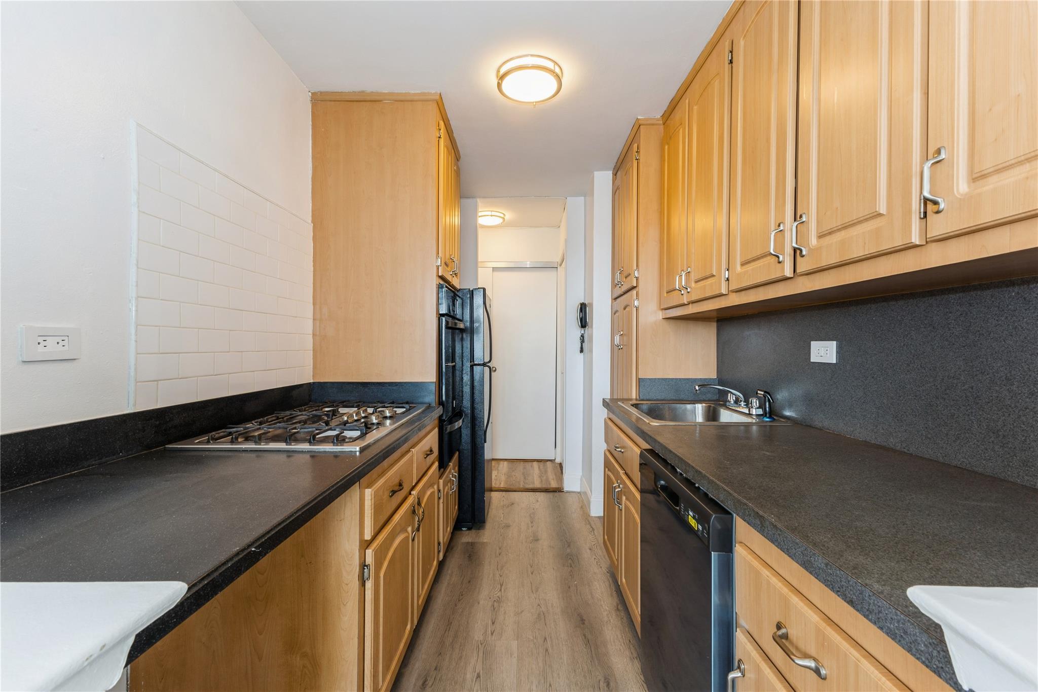 Coop Ocean Parkway  Brooklyn, NY 11218, MLS-863615-4