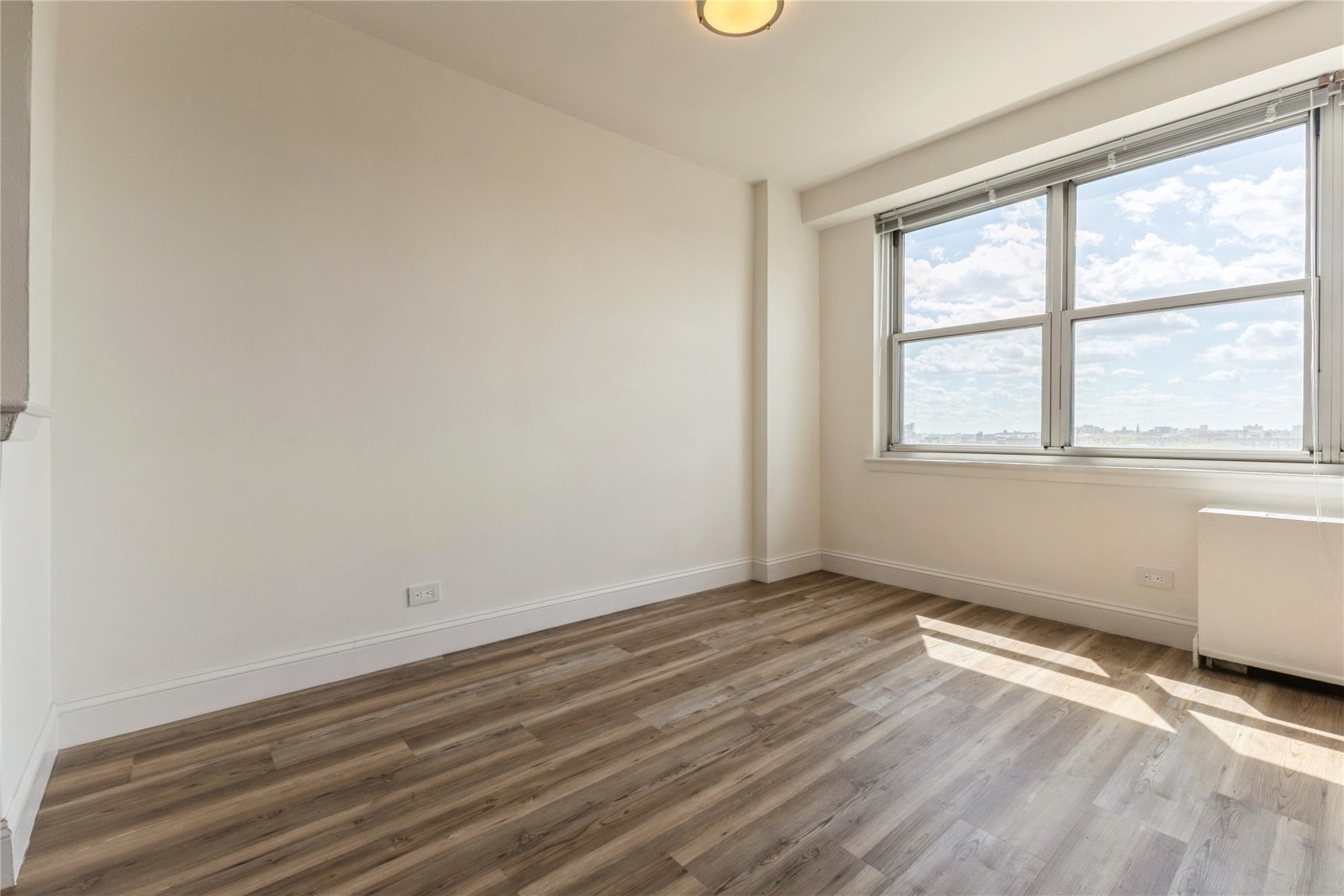 Coop Ocean Parkway  Brooklyn, NY 11218, MLS-863615-6