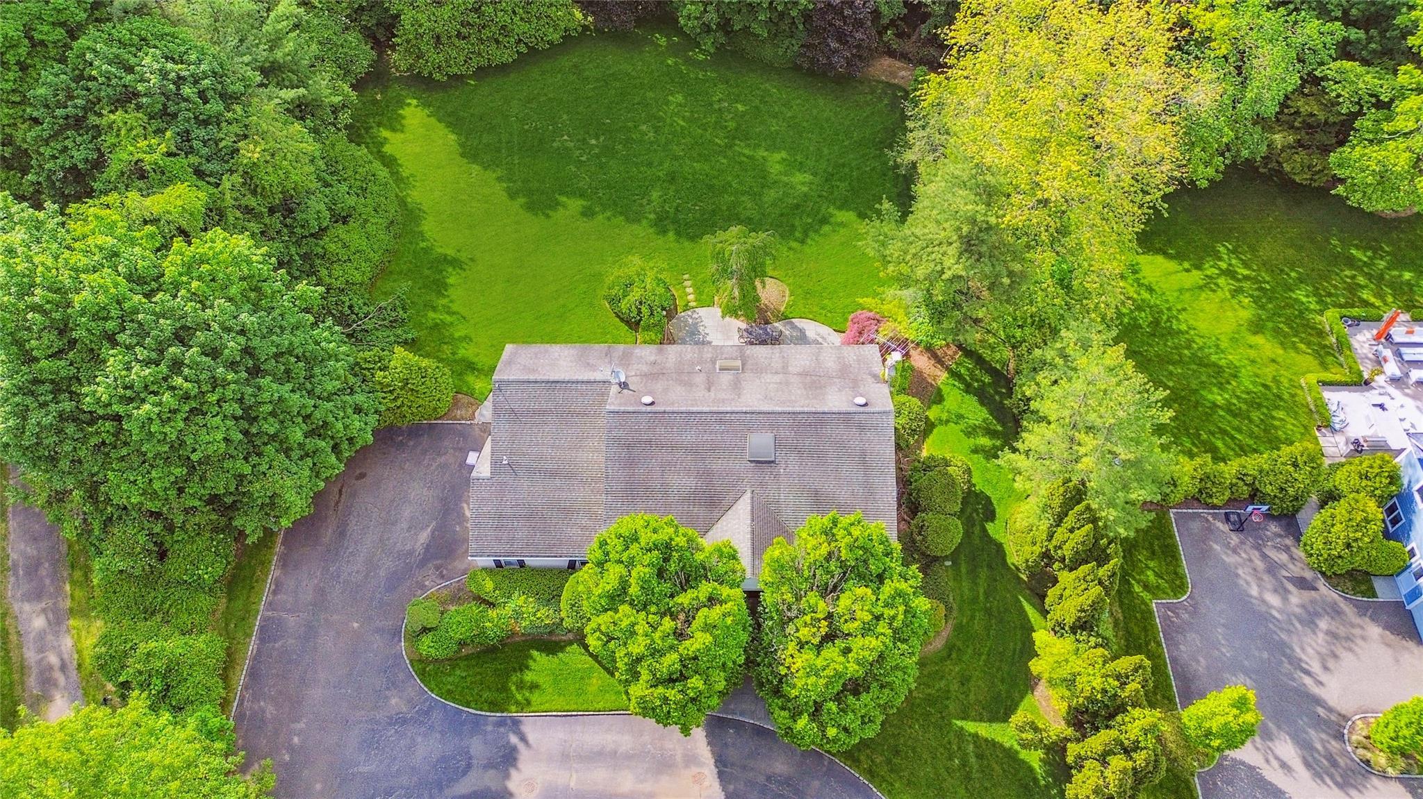 Single Family Harbor  Nassau County, NY 11576, MLS-863625-26