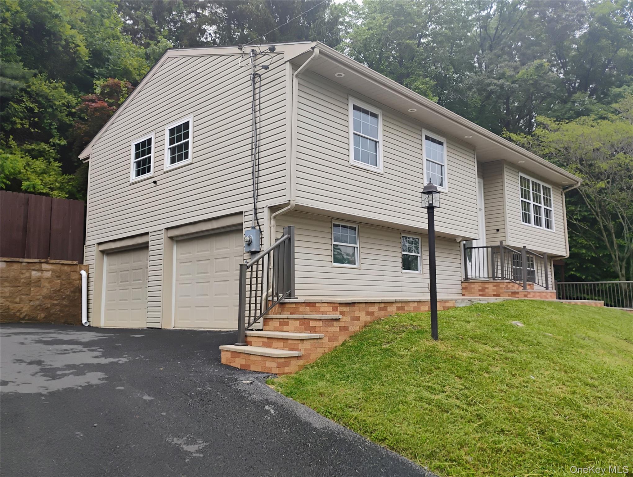 Single Family Reservoir Ulster County, NY 12542, MLS-863651-10