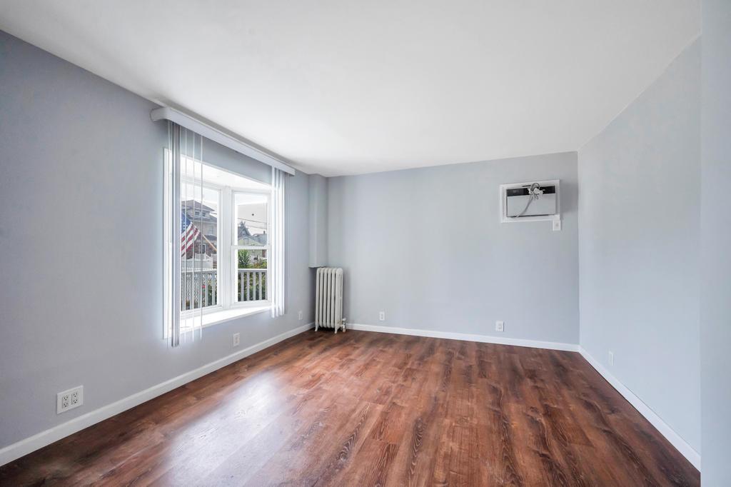 Single Family Jefferson  Nassau County, NY 11563, MLS-863659-6