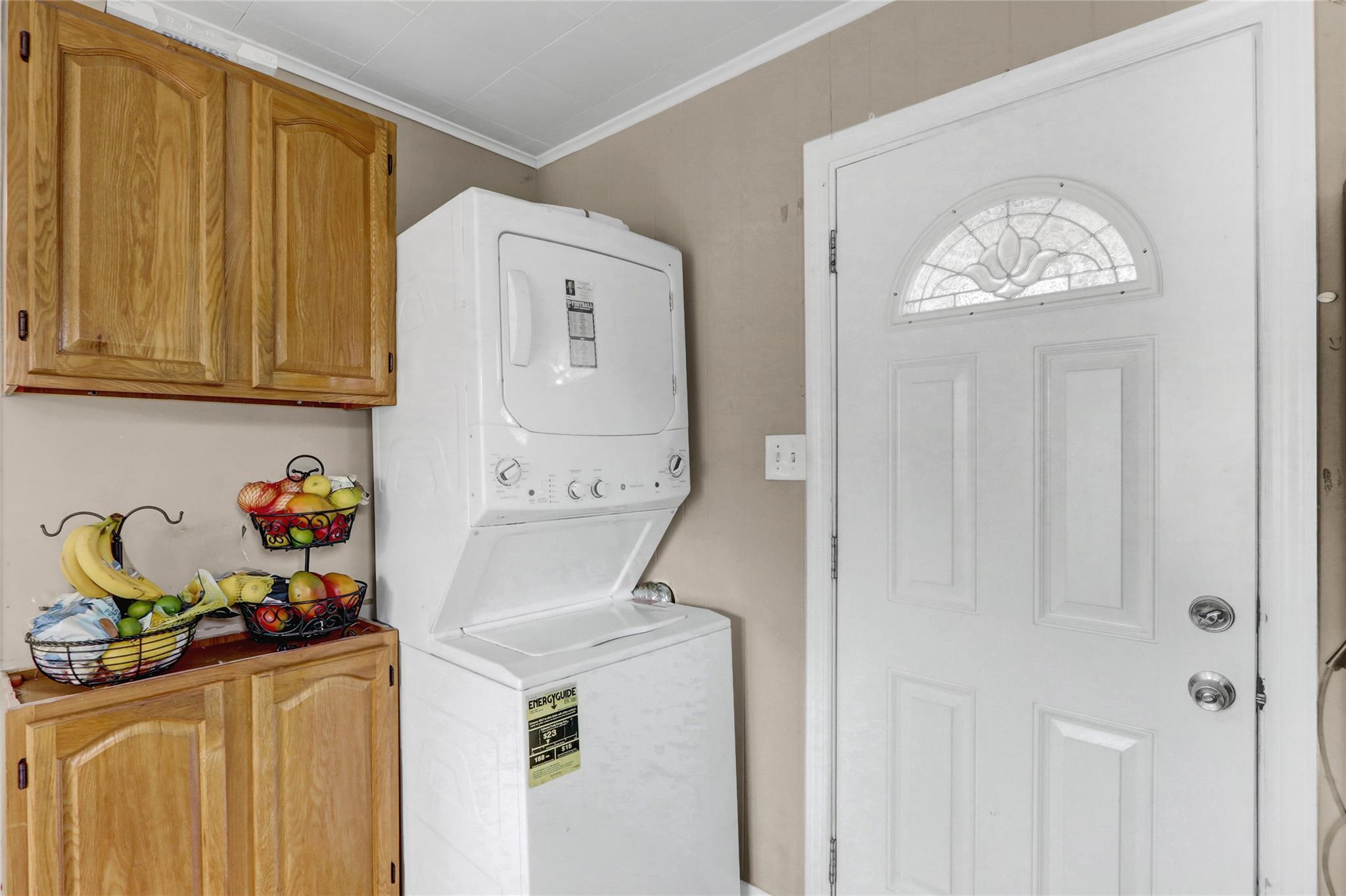 Single Family Clover  Nassau County, NY 11756, MLS-863678-10