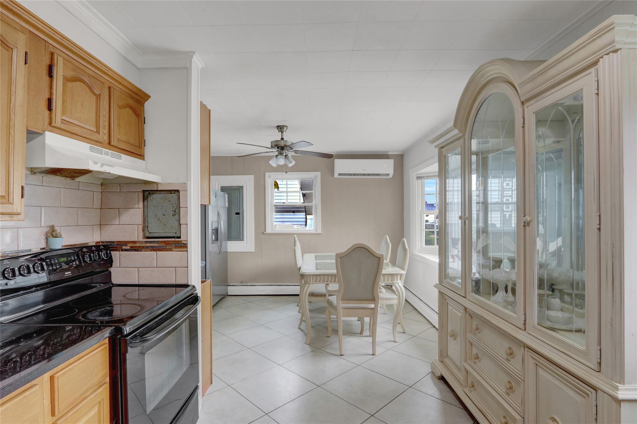 Single Family Clover  Nassau County, NY 11756, MLS-863678-7