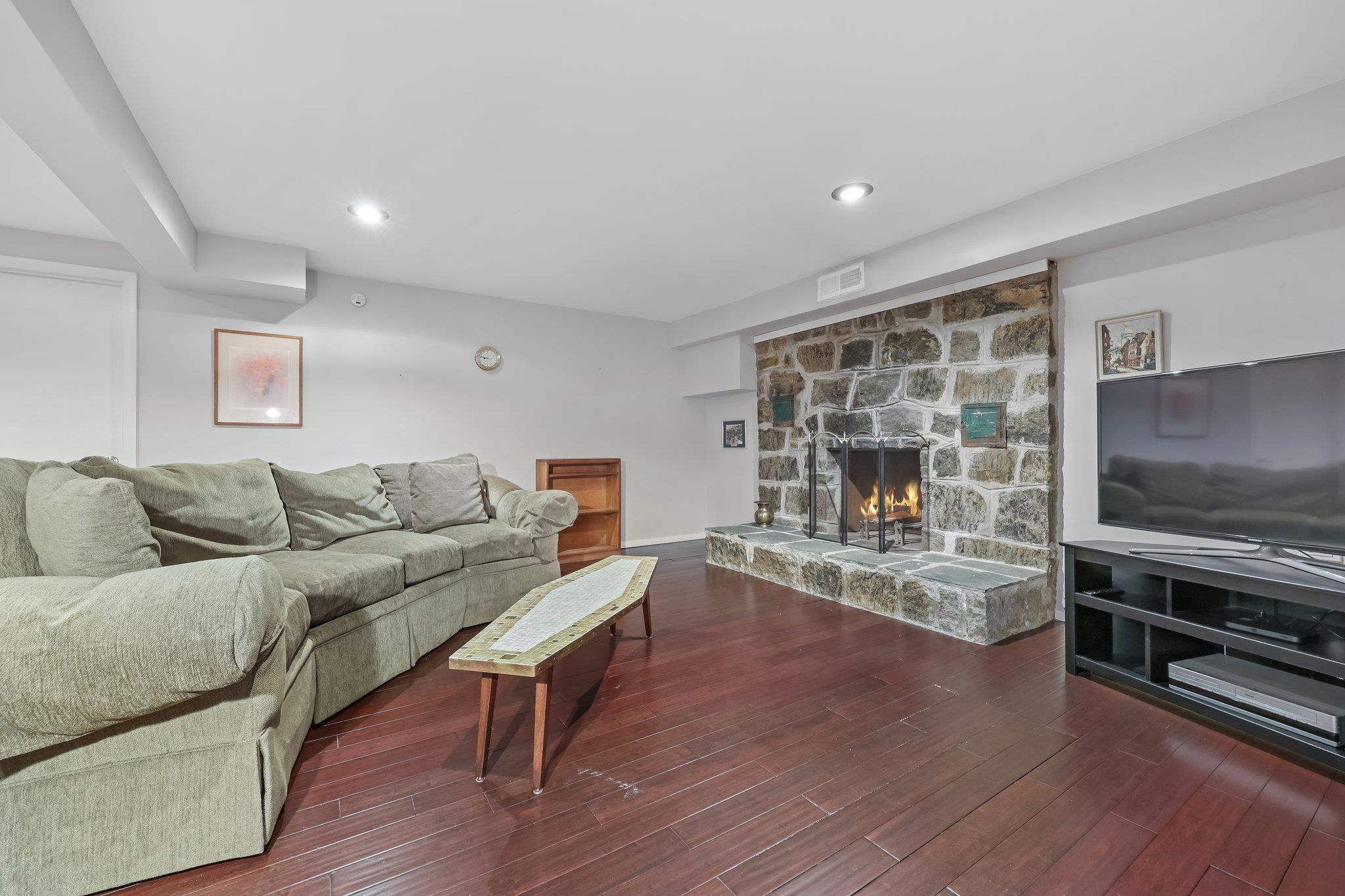 Single Family Jay  Westchester County, NY 10536, MLS-863688-28