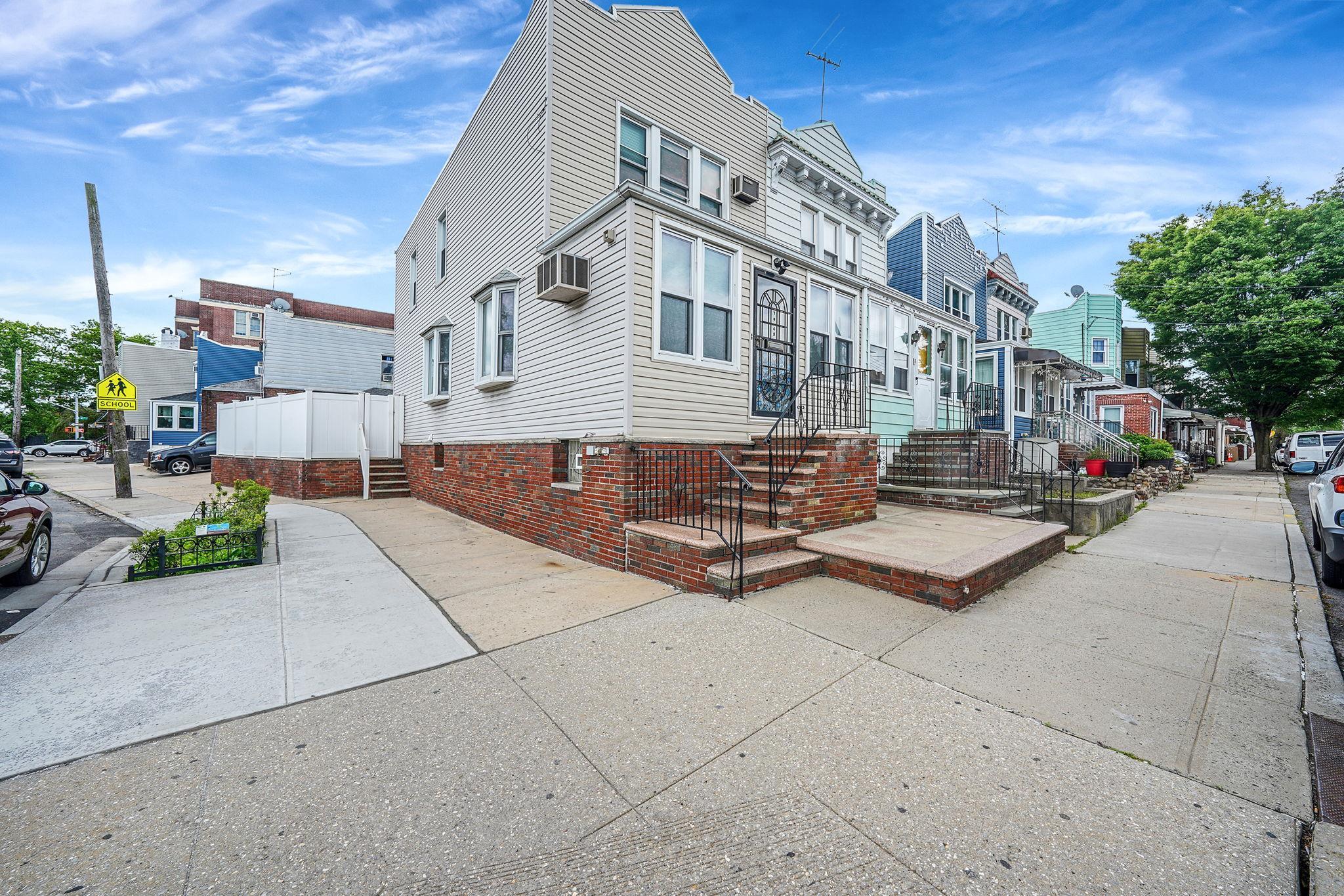 Single Family 67th  Queens, NY 11379, MLS-863694-2