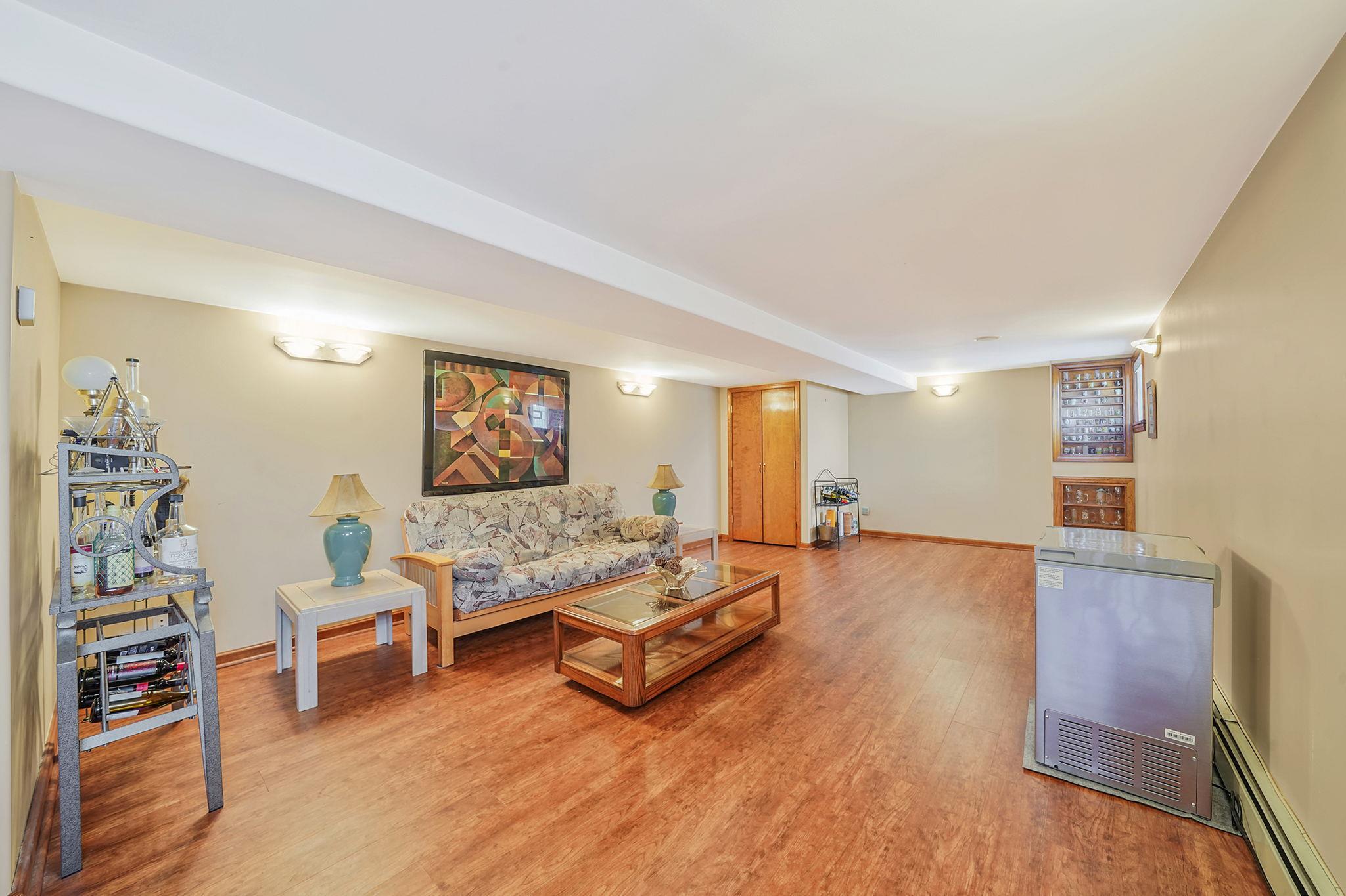 Single Family 67th  Queens, NY 11379, MLS-863694-25