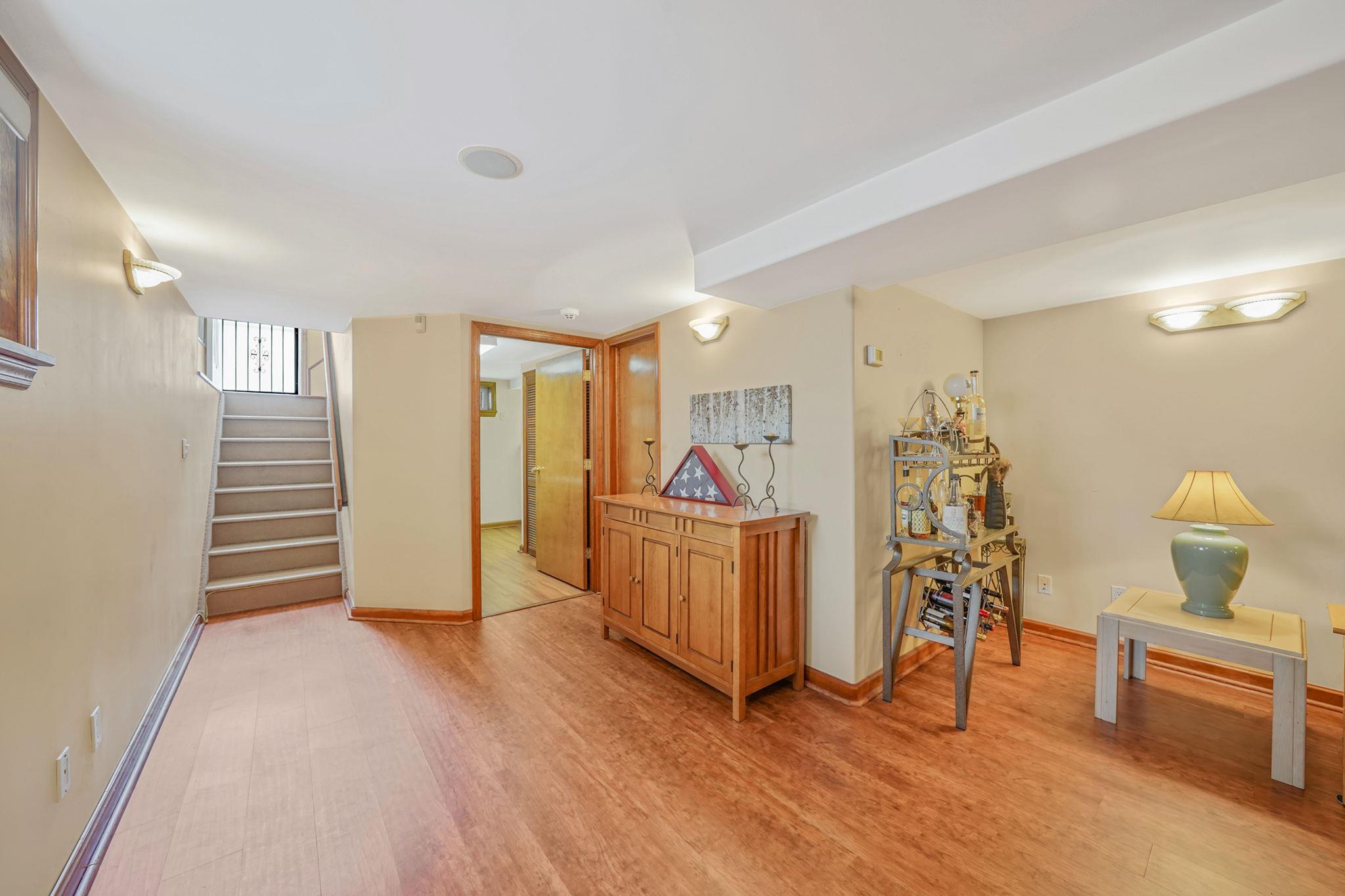 Single Family 67th  Queens, NY 11379, MLS-863694-26