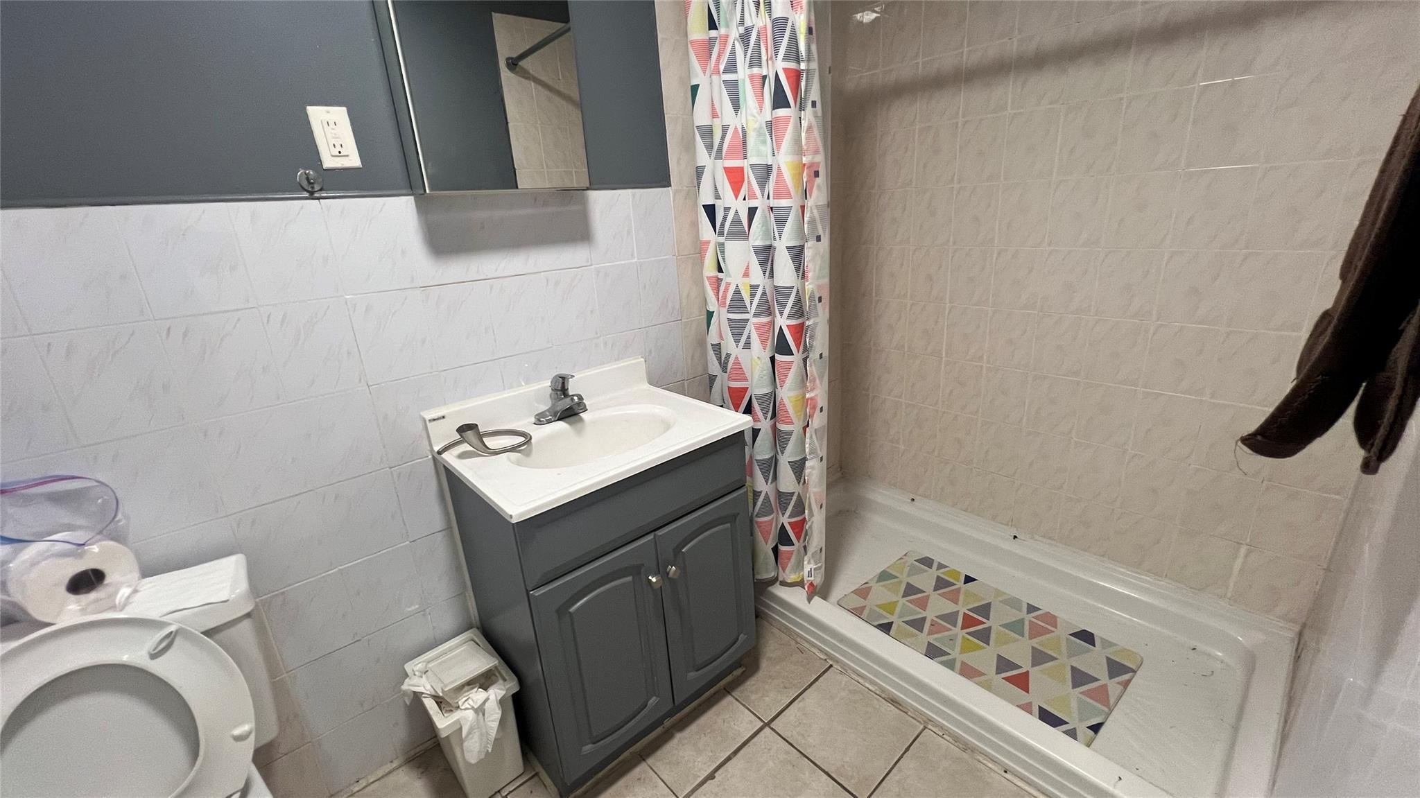 Single Family 45  Queens, NY 11377, MLS-863696-17