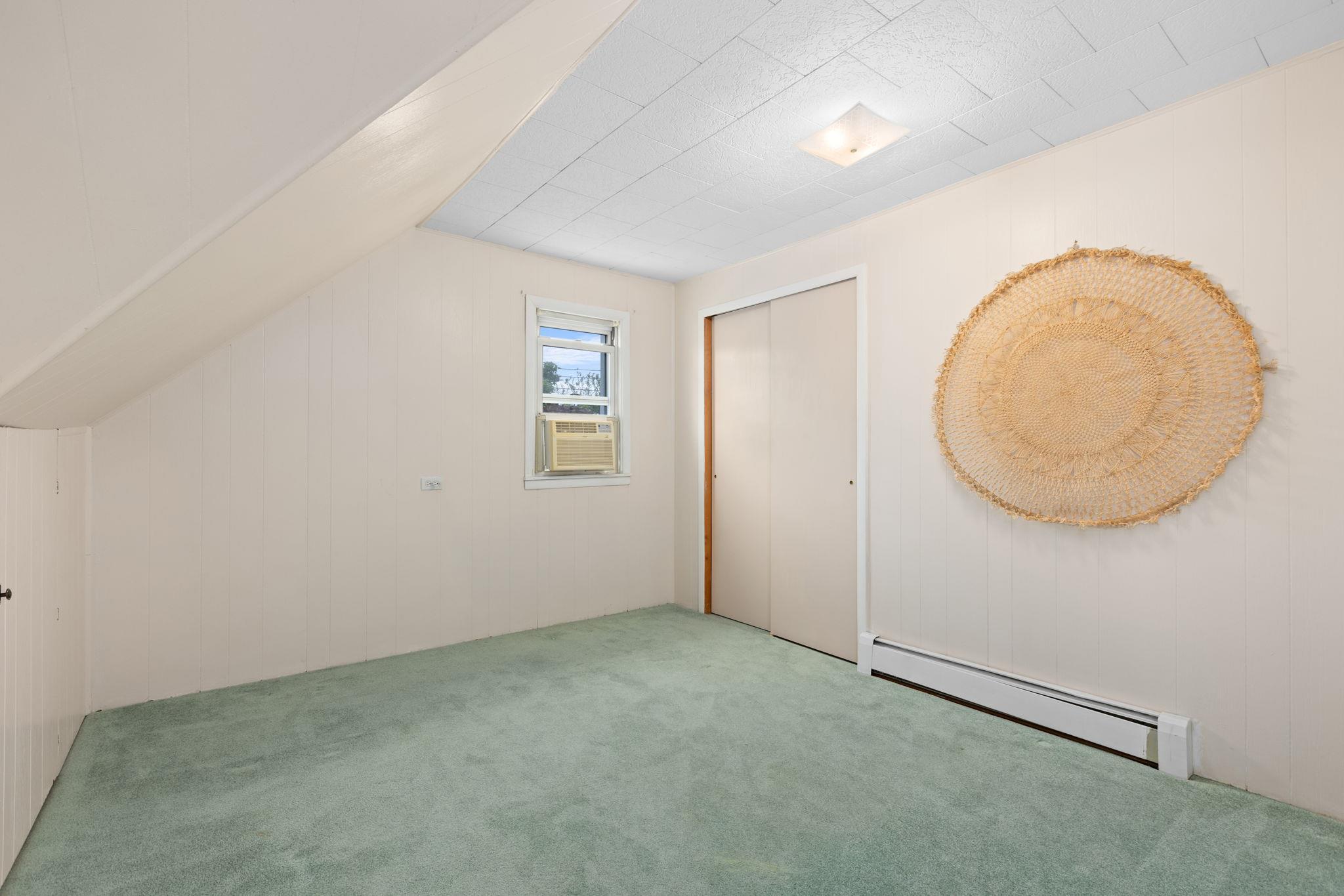 Single Family Minnieford  Bronx, NY 10464, MLS-863699-21