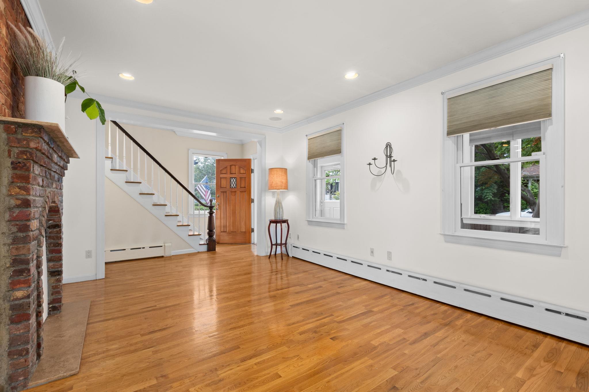 Single Family Minnieford  Bronx, NY 10464, MLS-863699-4