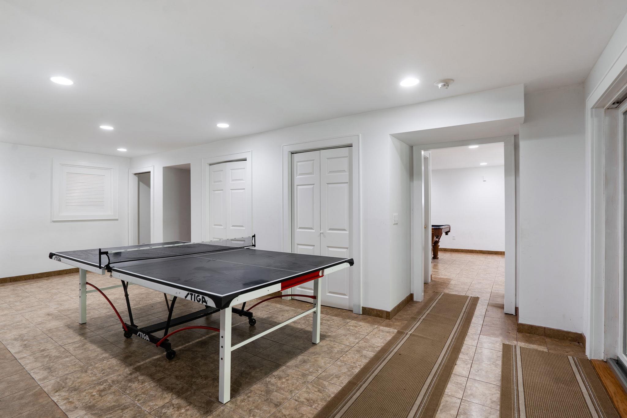 Single Family Bayview  Suffolk County, NY 11965, MLS-863707-29