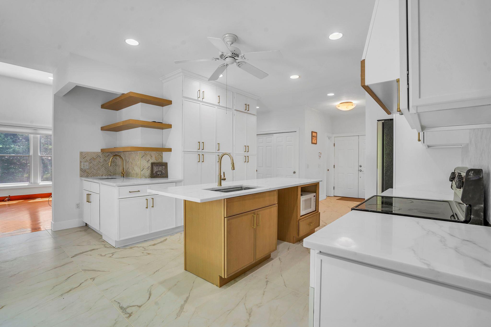 Single Family Bayview  Suffolk County, NY 11965, MLS-863707-5