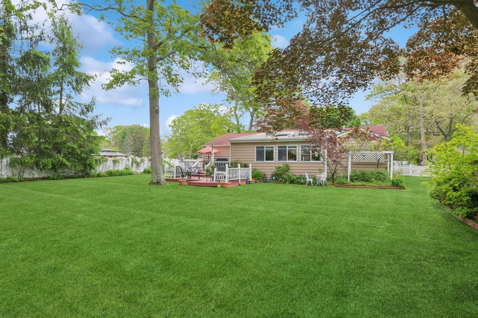Single Family Ridge  Suffolk County, NY 11967, MLS-863709-35