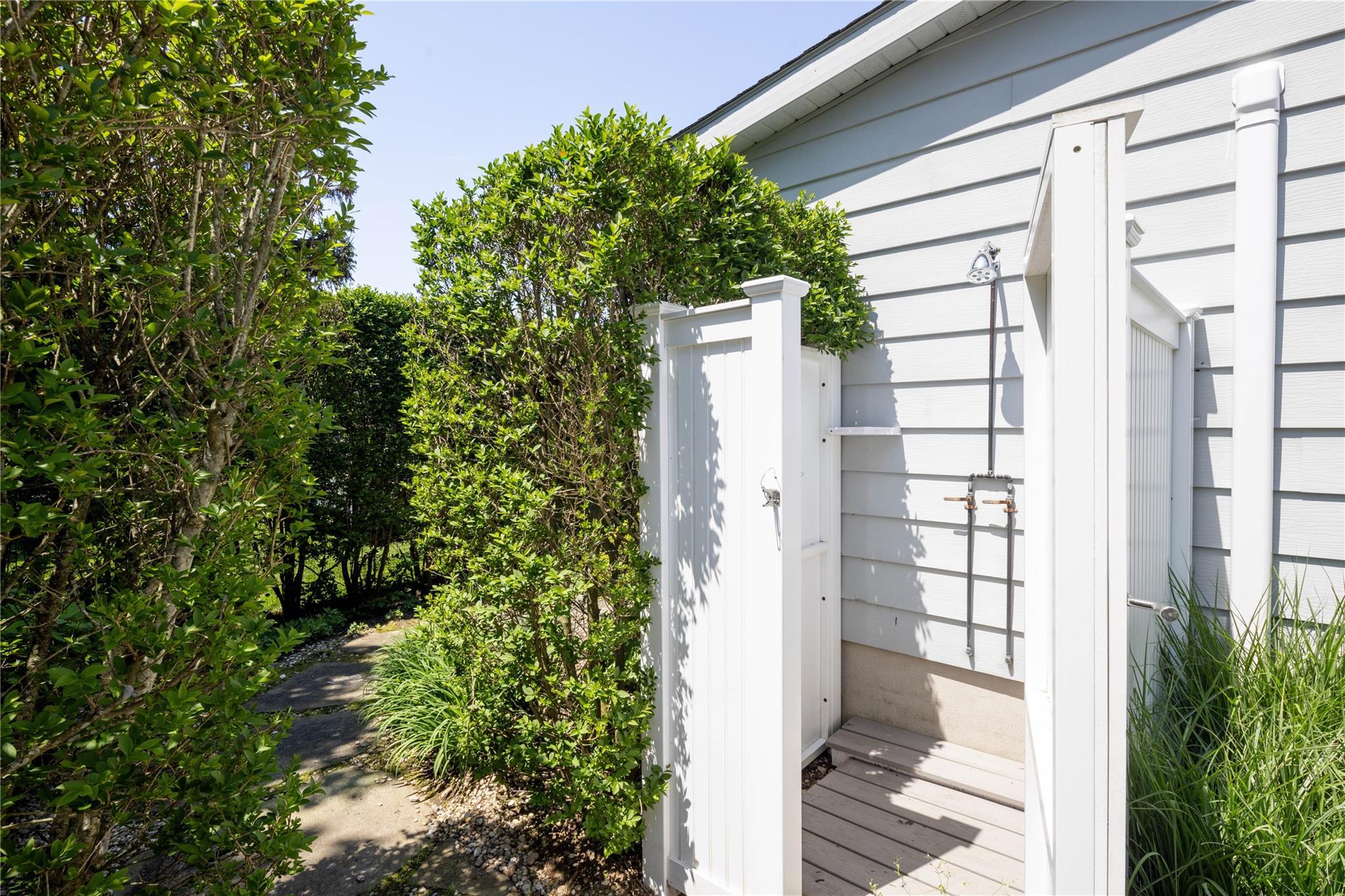 Single Family Bridge  Suffolk County, NY 11944, MLS-863727-14