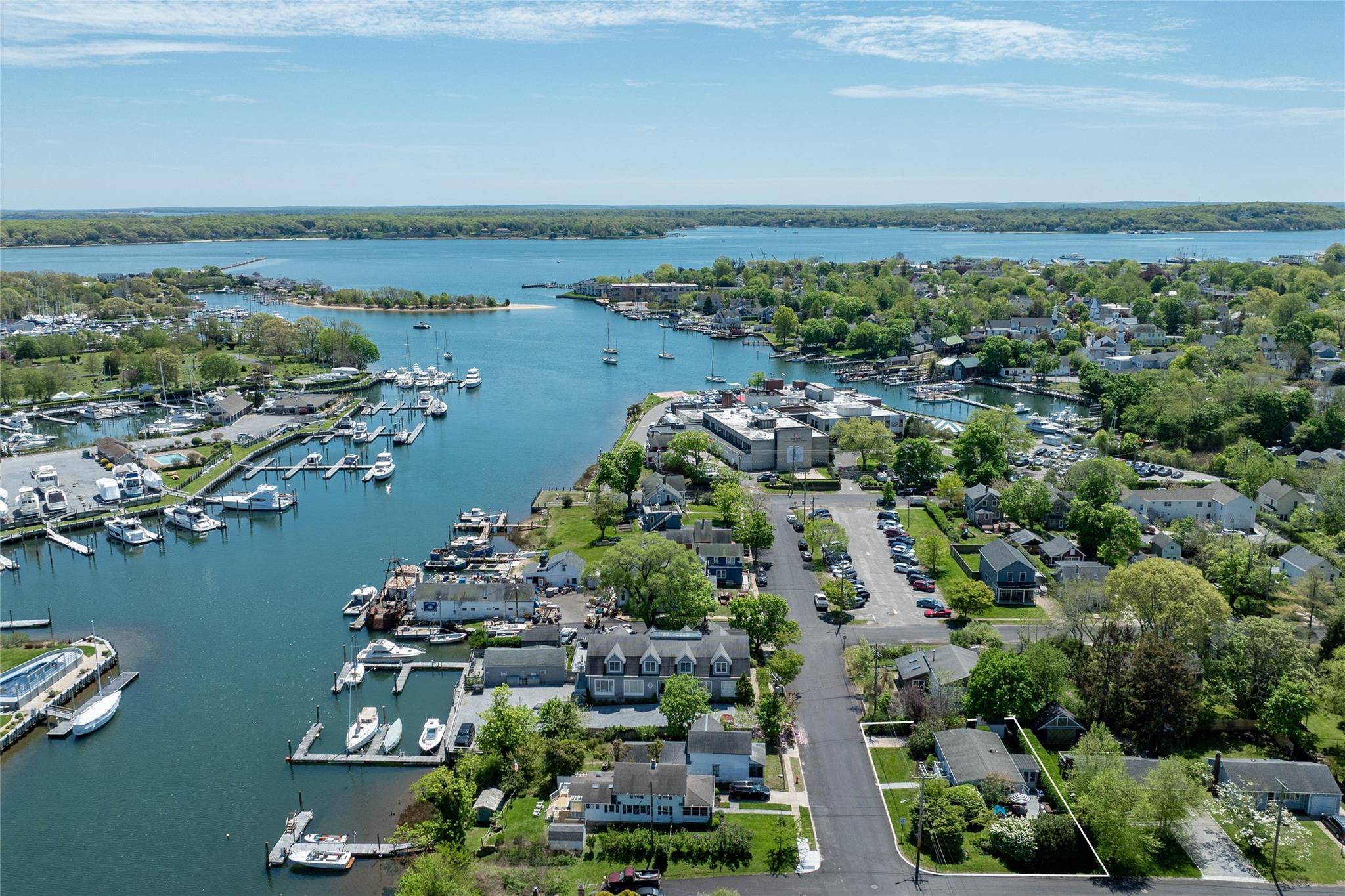Single Family Bridge  Suffolk County, NY 11944, MLS-863727-17