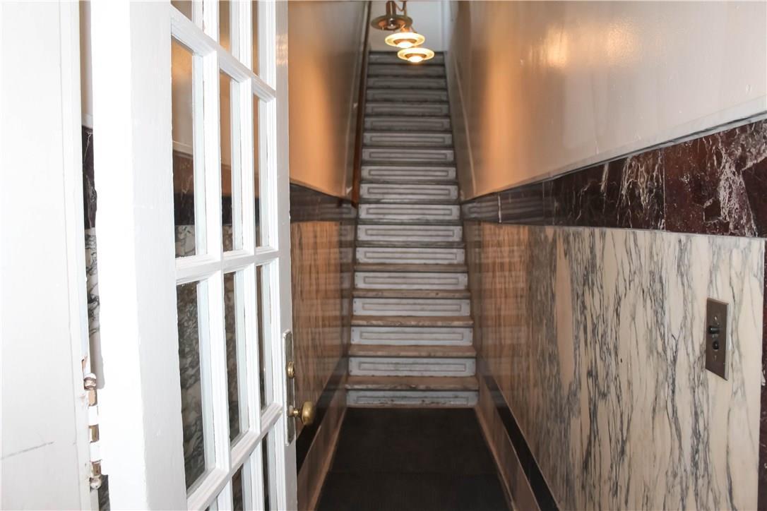Commercial Lease Tremont  Bronx, NY 10465, MLS-863730-2