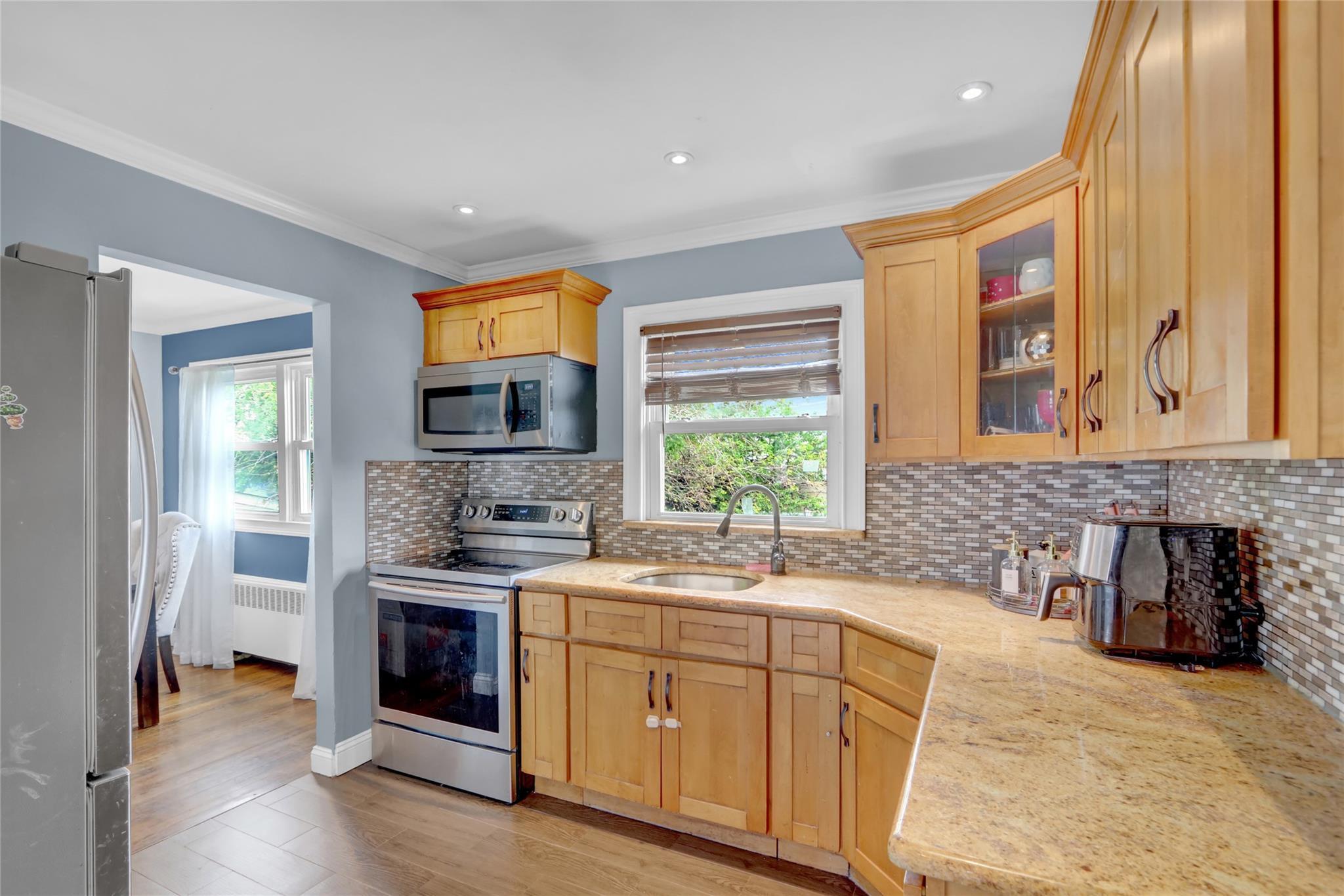 Single Family Miller  Nassau County, NY 11520, MLS-863731-8