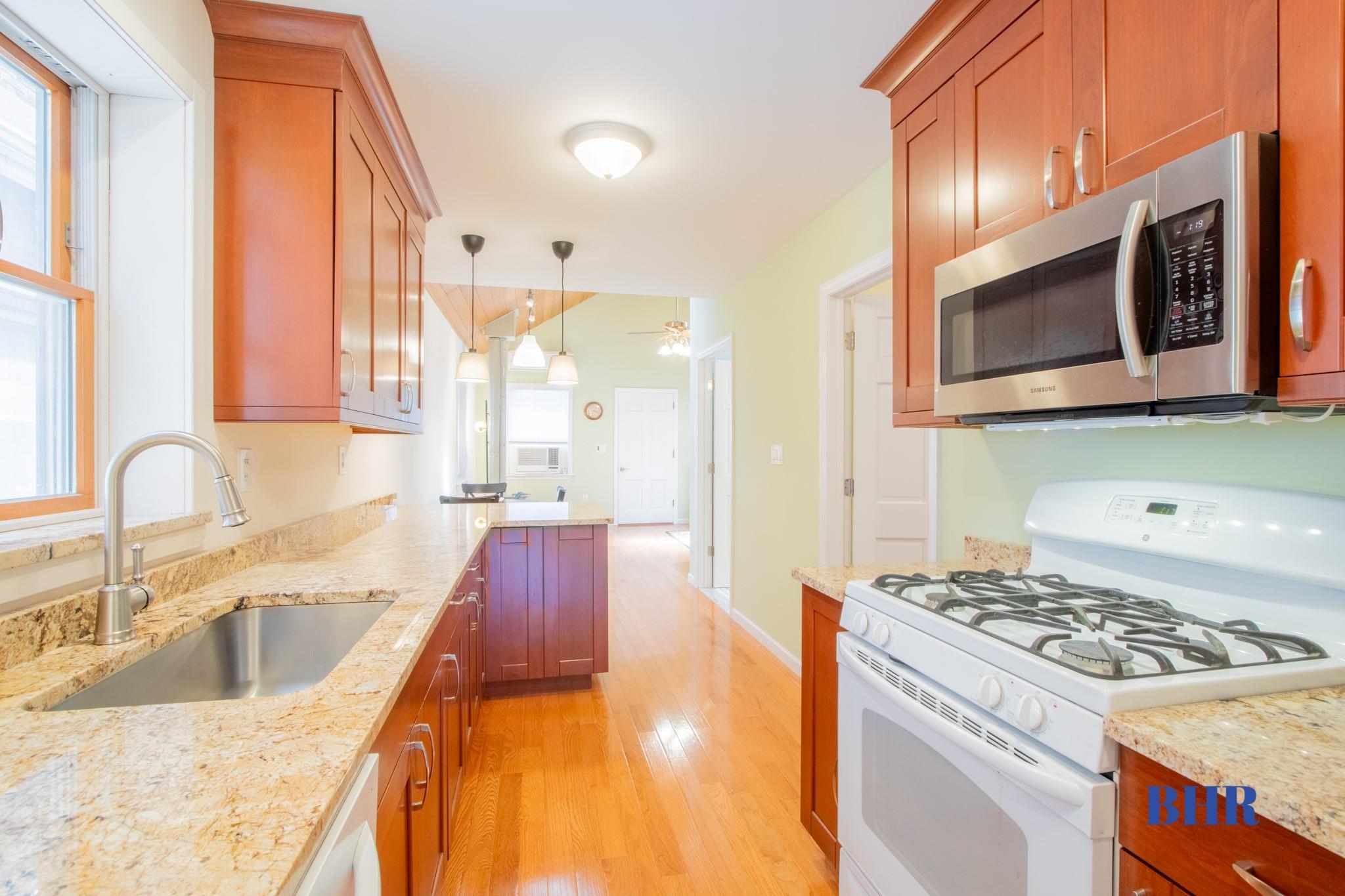 Single Family Norfolk  Brooklyn, NY 11235, MLS-863746-7