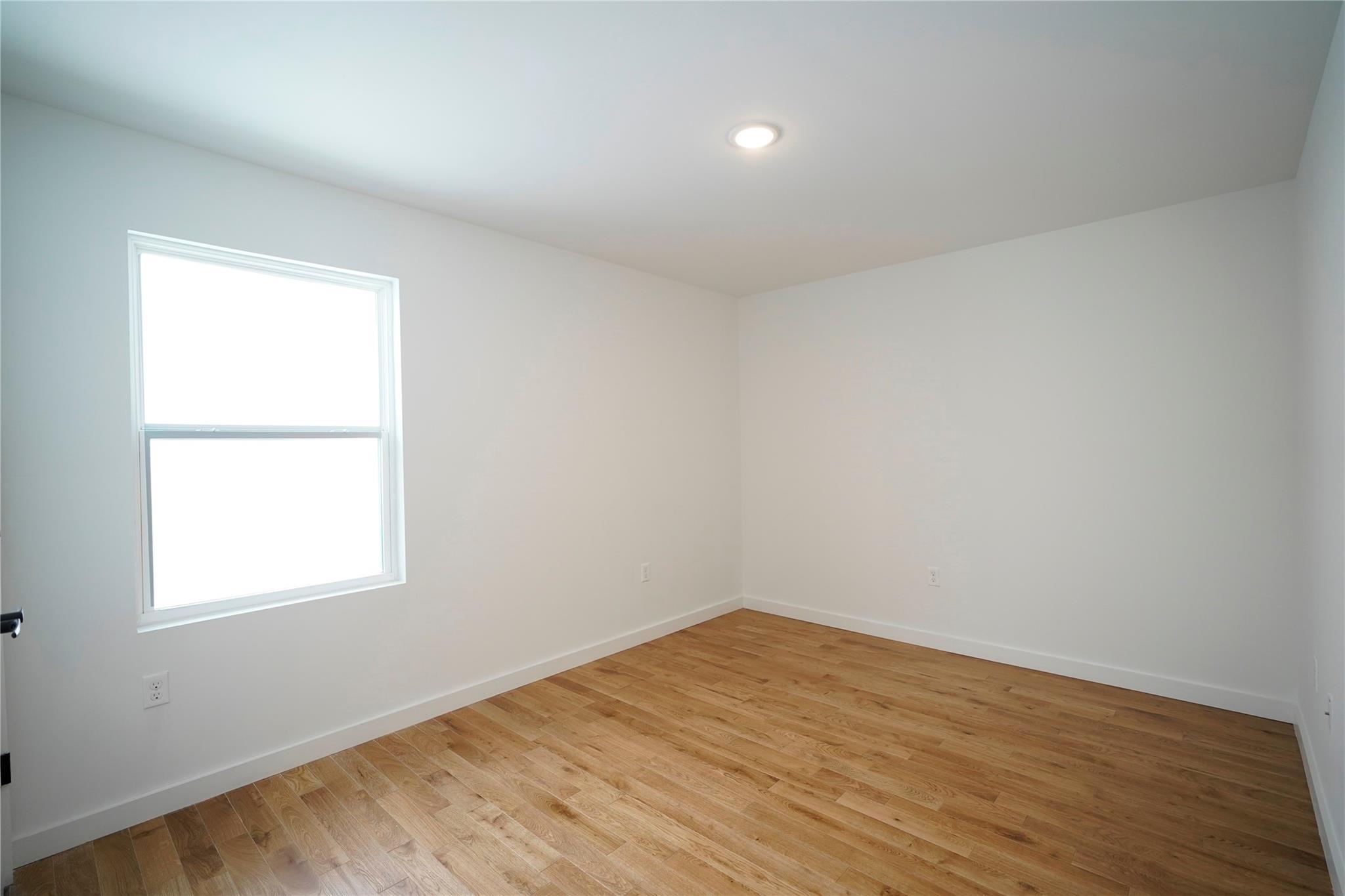 Single Family Seaport Drive  Out Of Area, NY 07201, MLS-863751-15