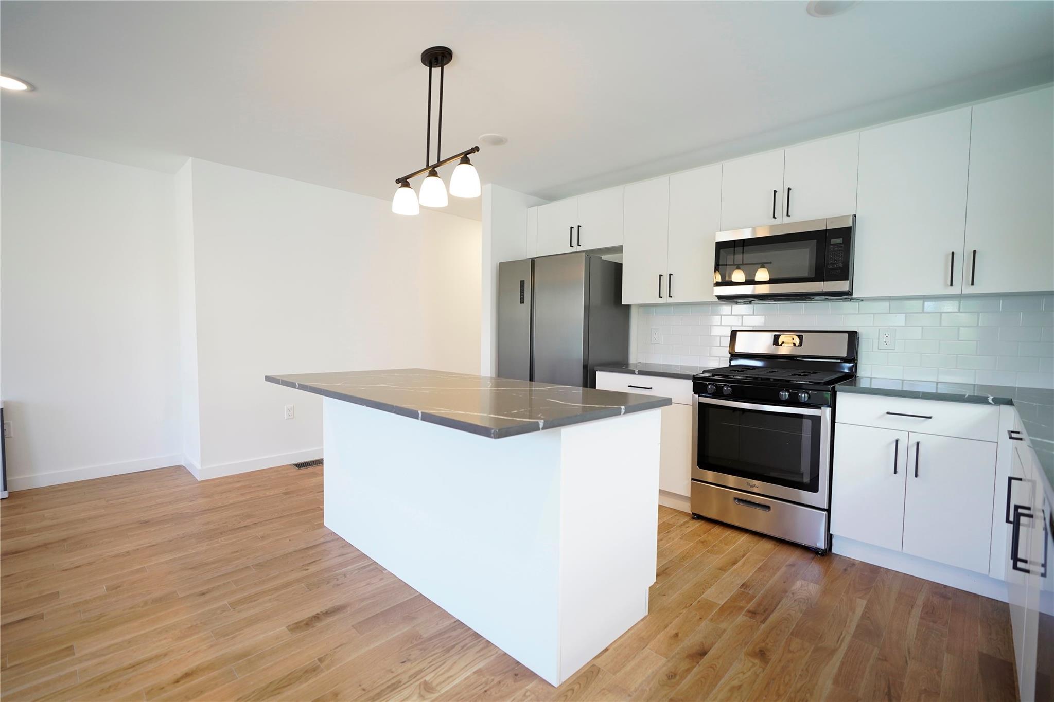 Single Family Seaport Drive  Out Of Area, NY 07201, MLS-863751-33