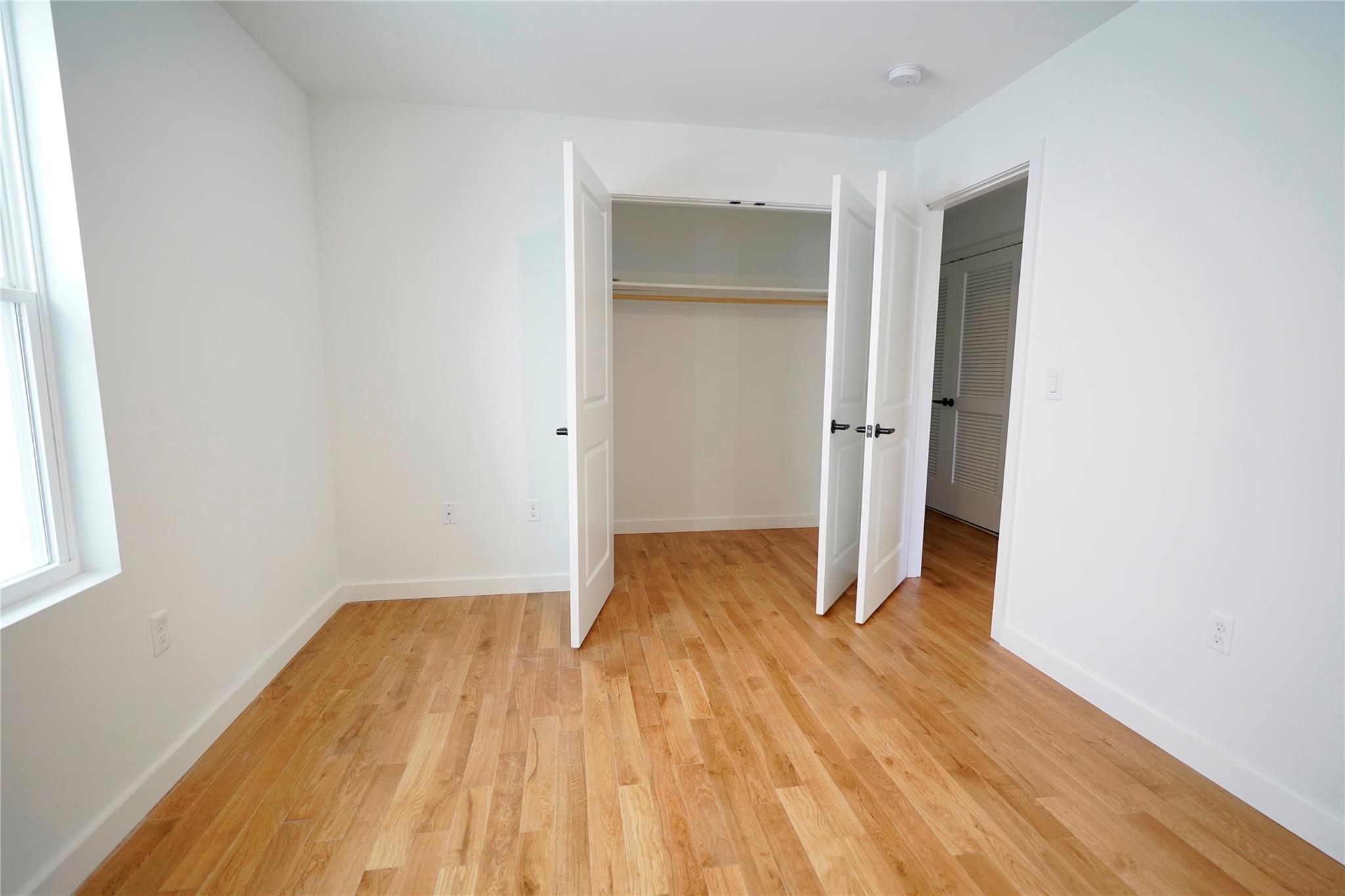 Single Family Seaport Drive  Out Of Area, NY 07201, MLS-863751-9