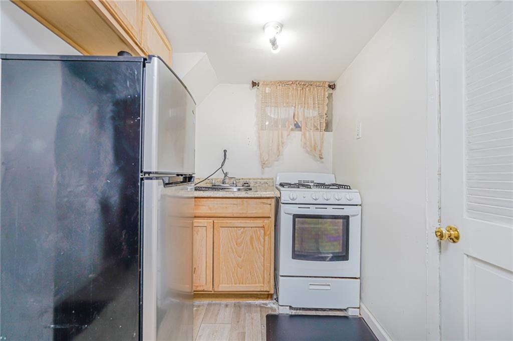 Single Family 179th  Queens, NY 11434, MLS-863770-29