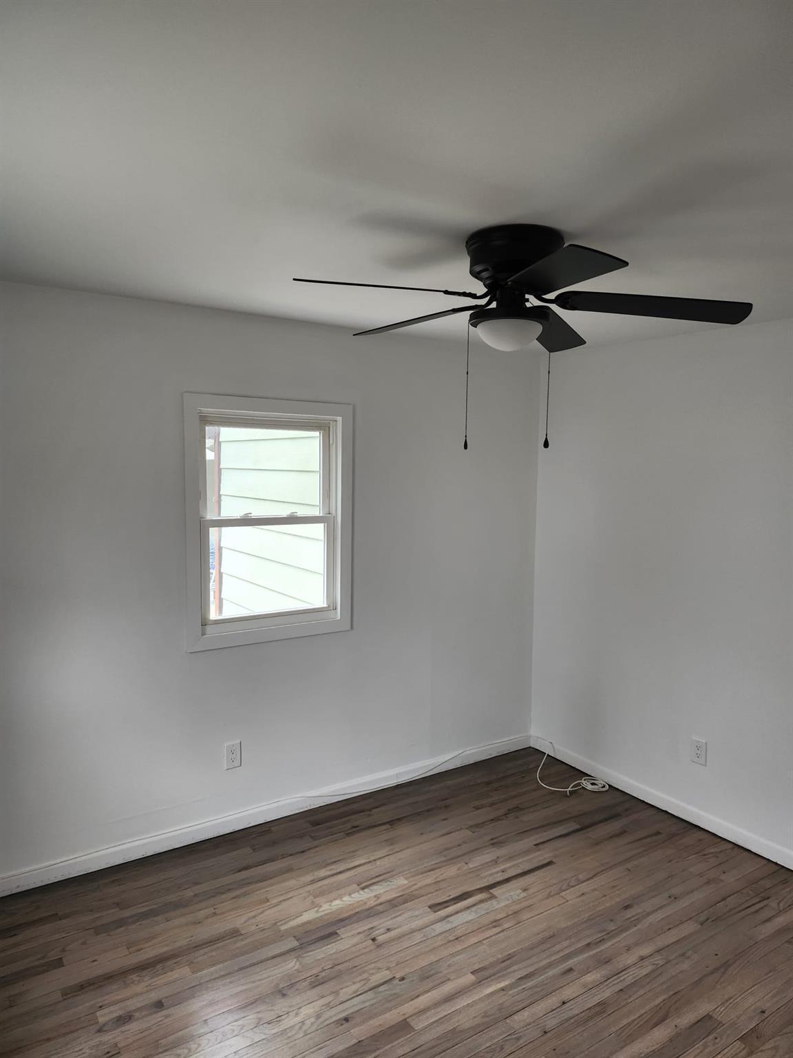 Single Family Thrush  Nassau County, NY 11552, MLS-863772-16