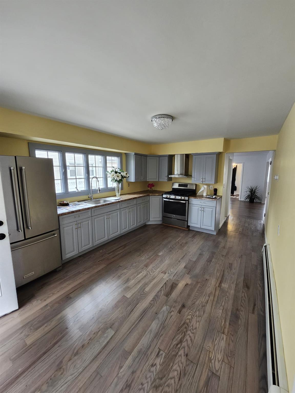 Single Family Thrush  Nassau County, NY 11552, MLS-863772-6