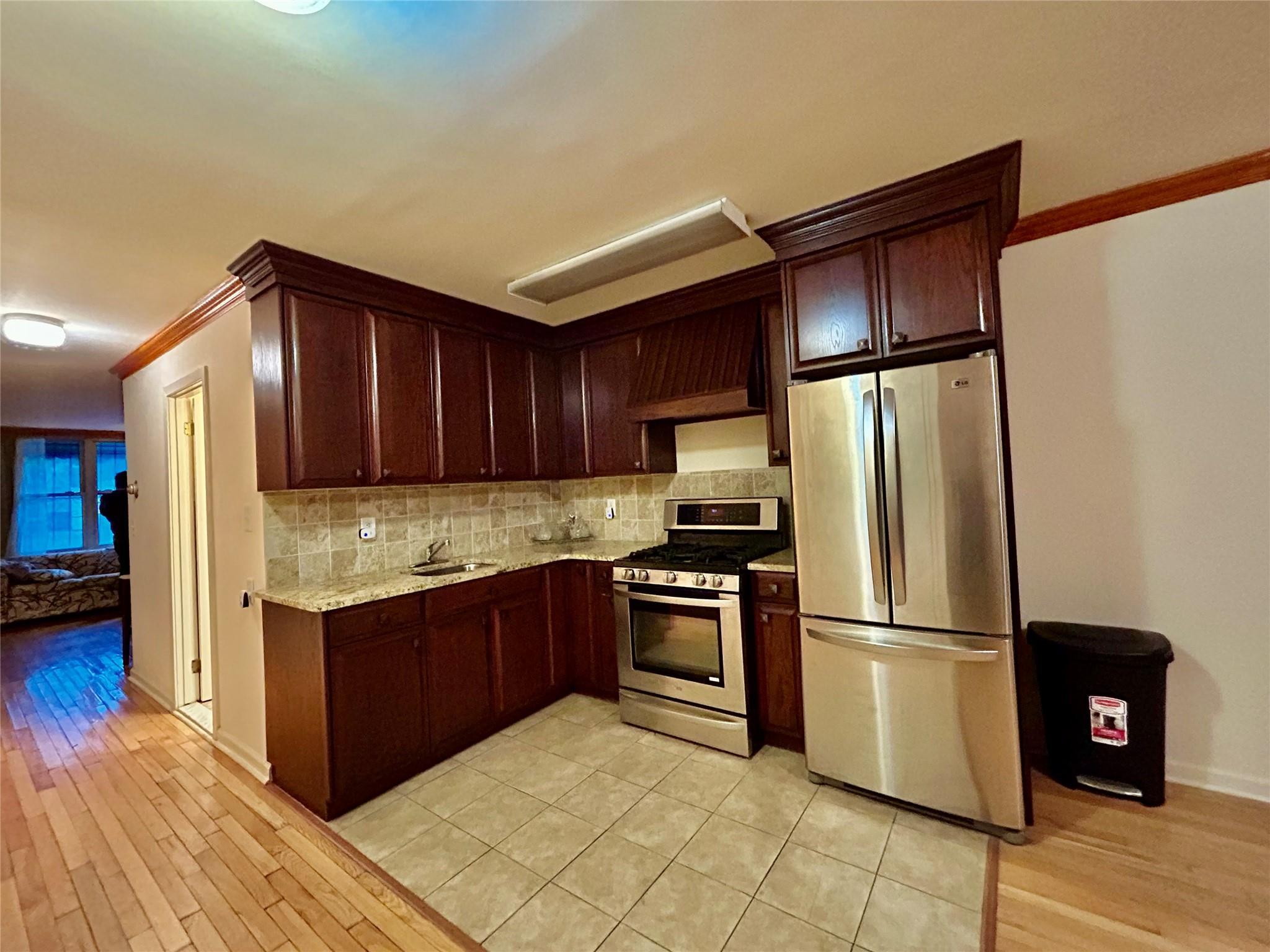 Single Family 30th  Brooklyn, NY 11224, MLS-863786-10
