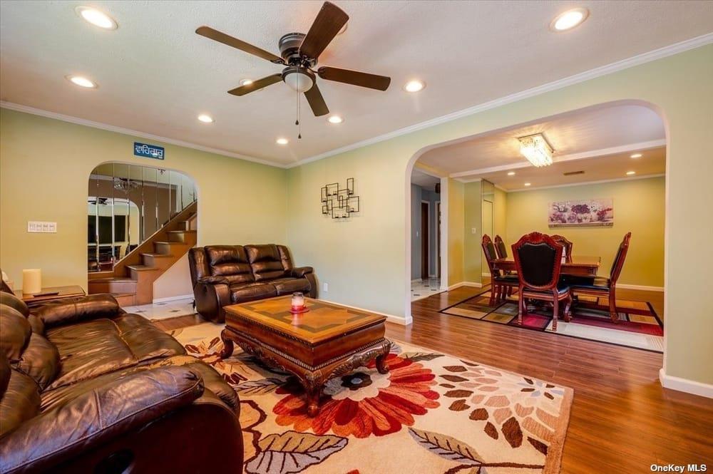 Single Family 82nd Road  Queens, NY 11426, MLS-863788-4