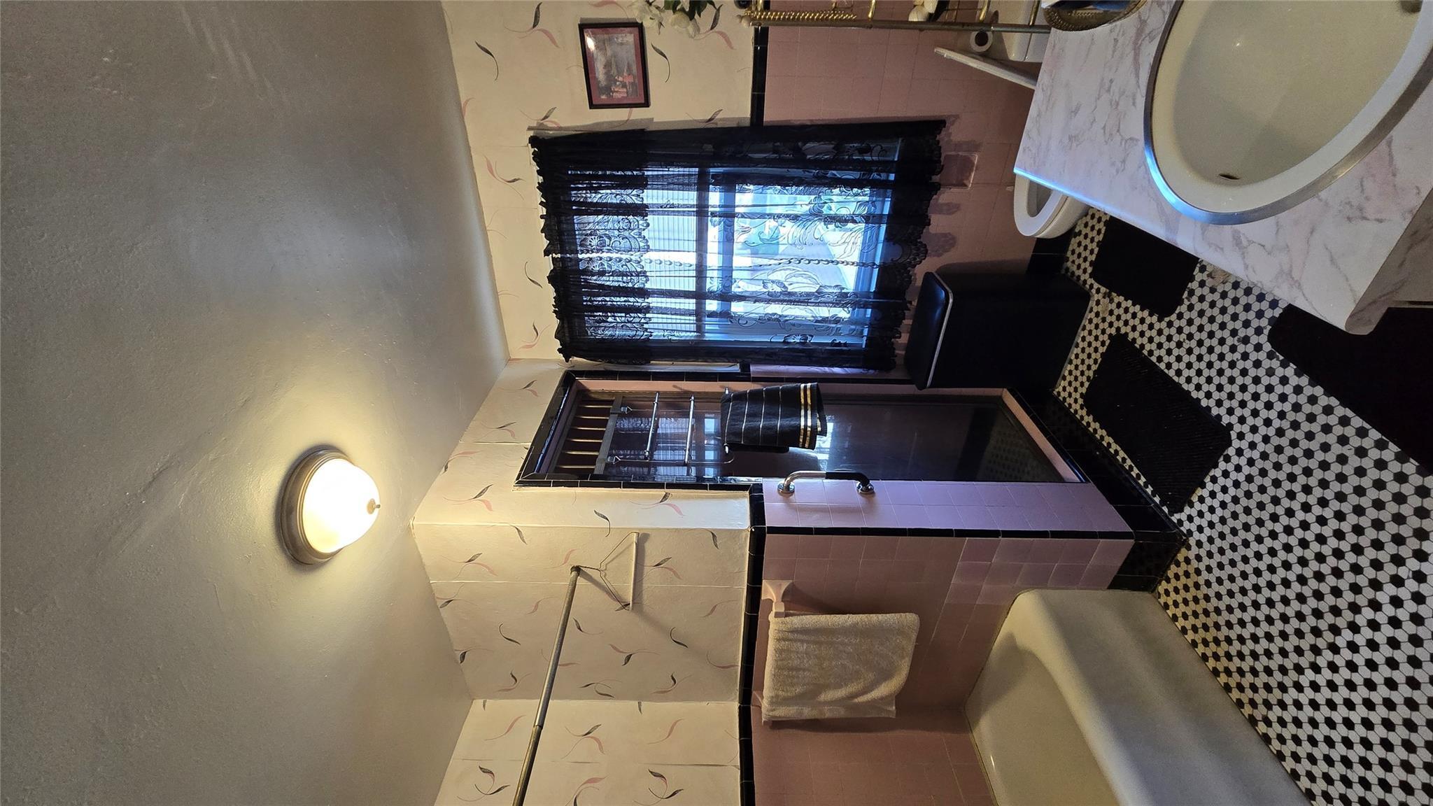 Single Family 179th  Queens, NY 11434, MLS-863802-15