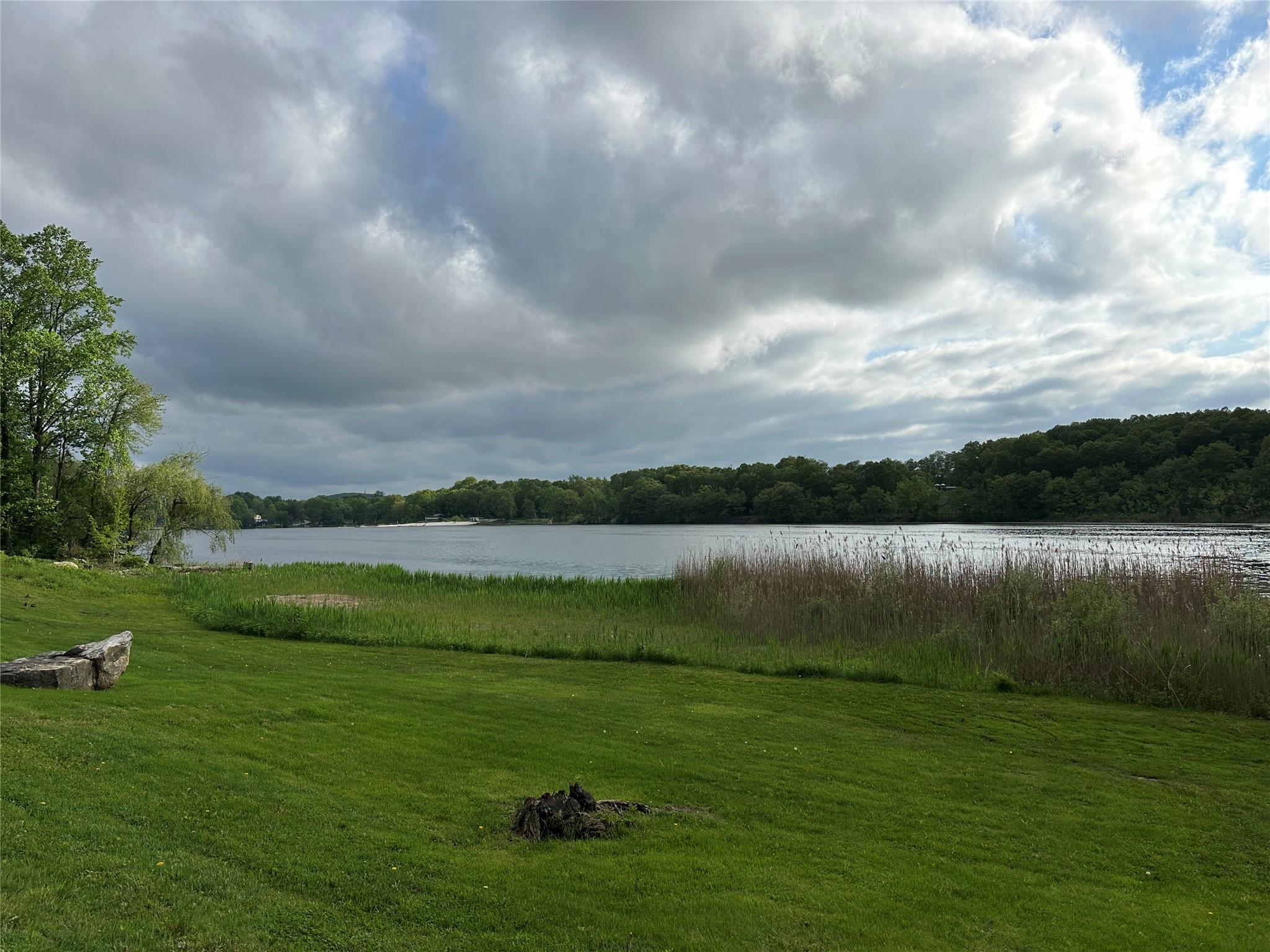 Single Family Shore Drive  Putnam County, NY 10509, MLS-863806-26