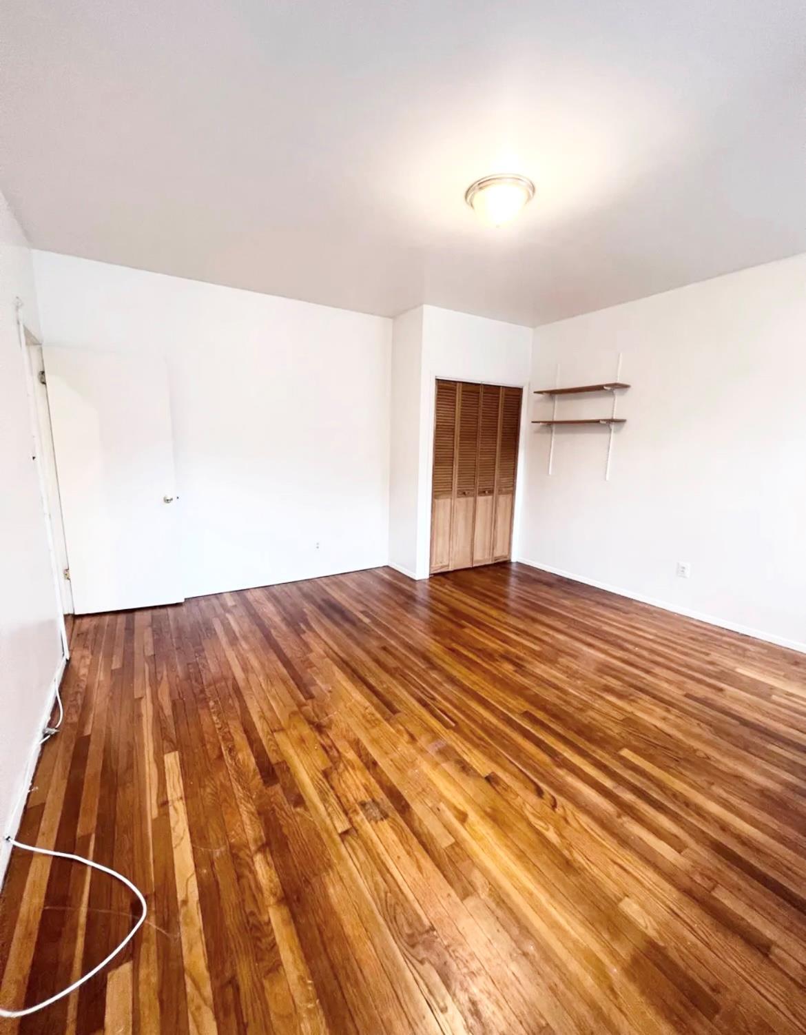 Apartment 189th  Bronx, NY 10458, MLS-863817-8