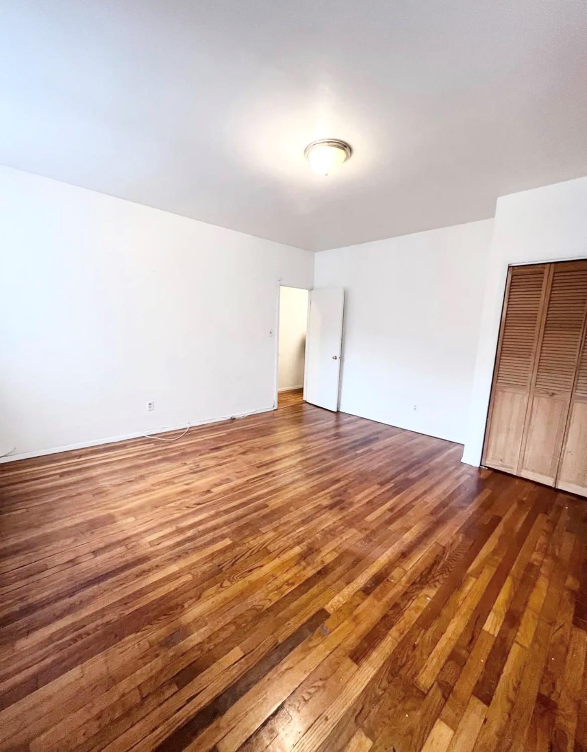 Apartment 189th  Bronx, NY 10458, MLS-863817-9