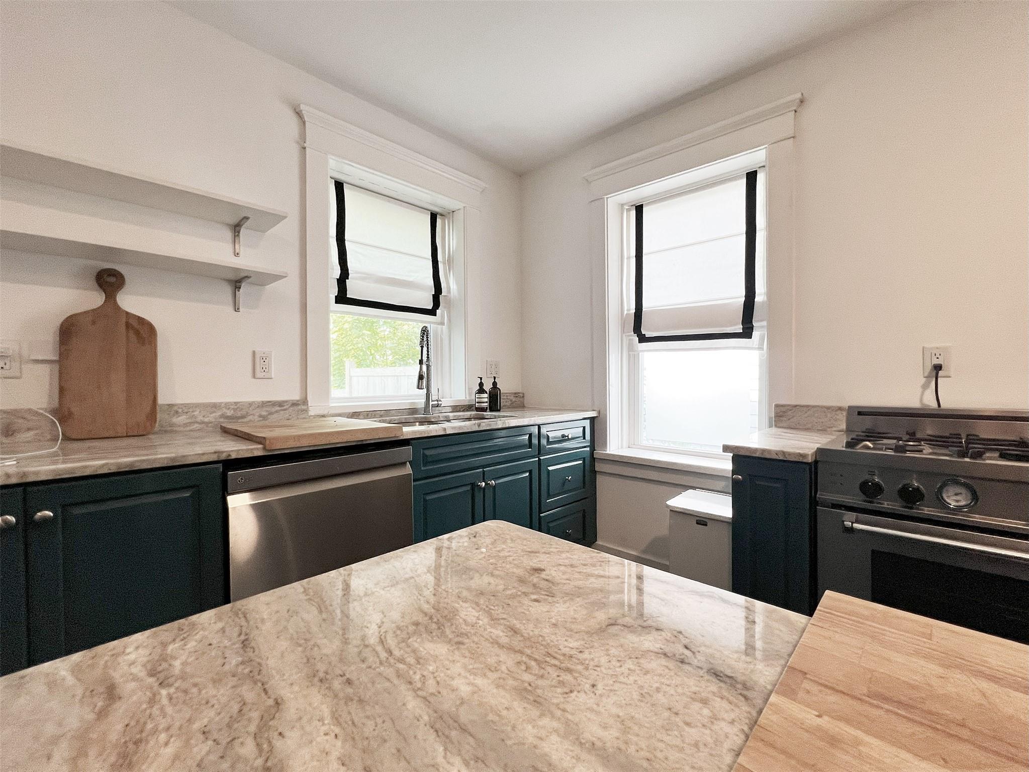 Single Family Washington  Dutchess County, NY 12545, MLS-863833-18