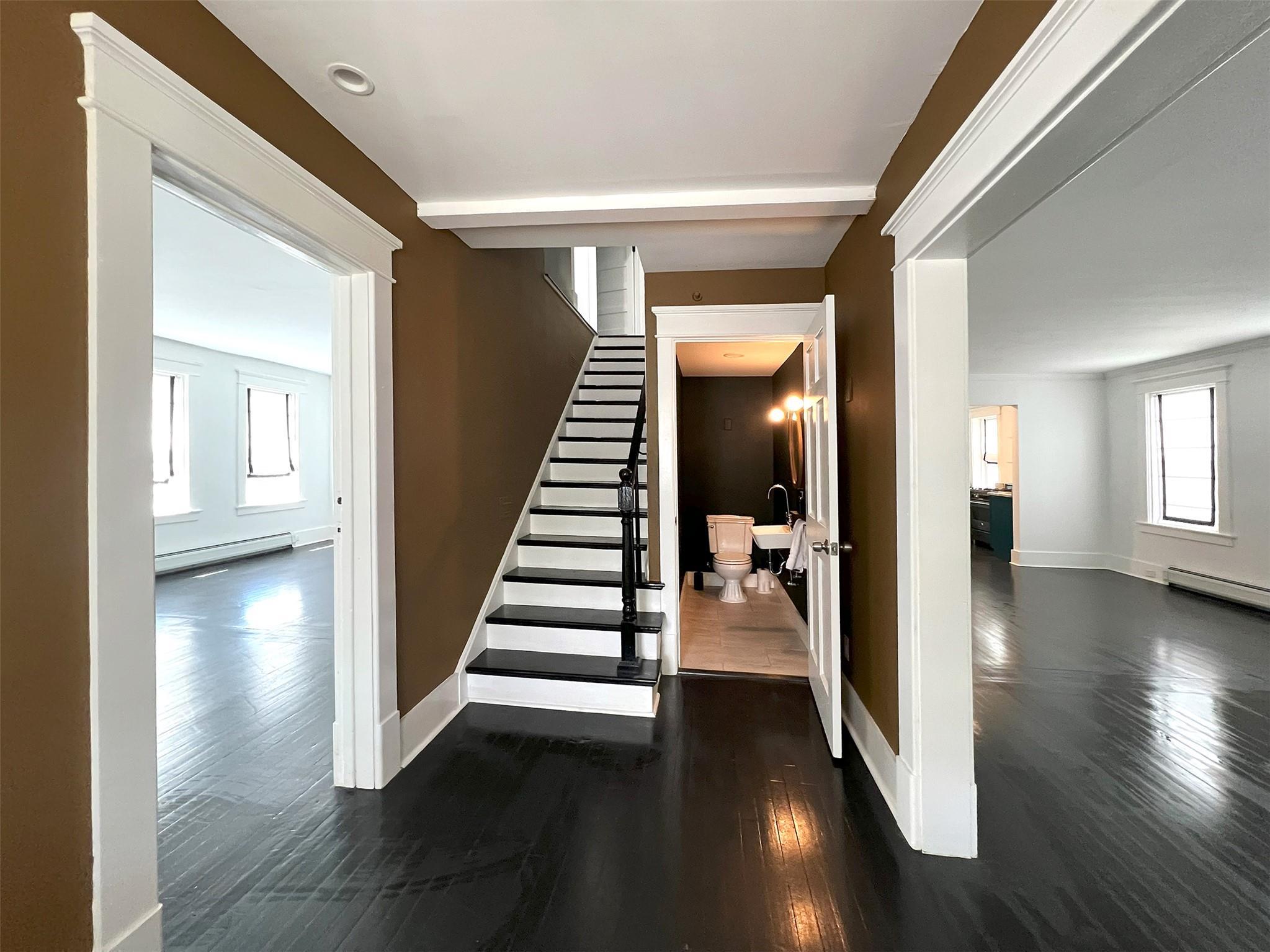 Single Family Washington  Dutchess County, NY 12545, MLS-863833-39