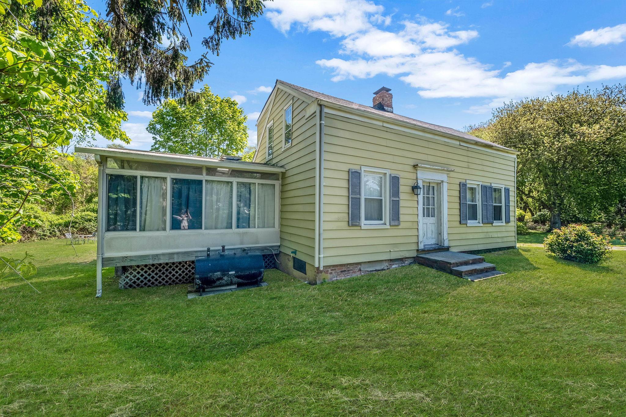 Single Family Sea  Suffolk County, NY 11968, MLS-863835-38