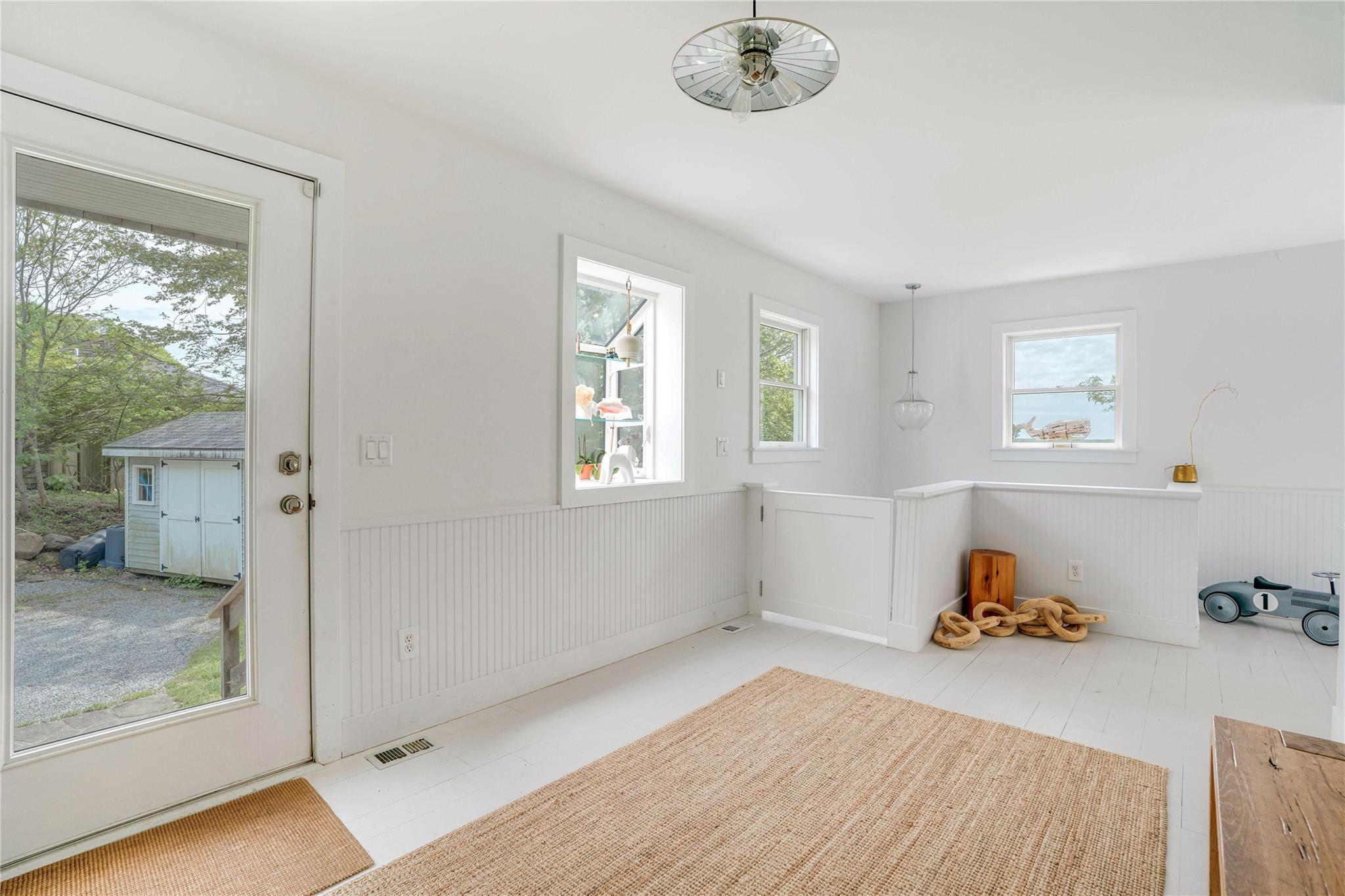 Single Family Beech Hollow  Suffolk County, NY 11954, MLS-863839-43