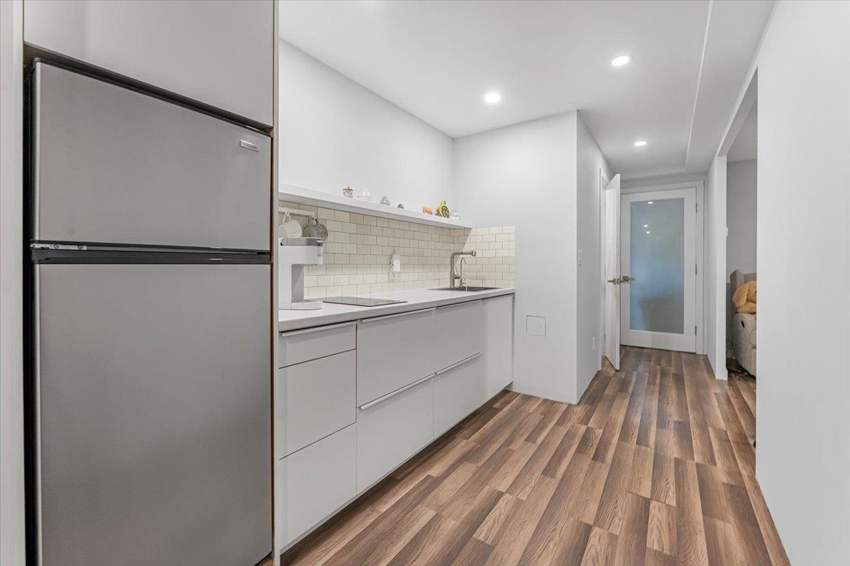 Single Family Irwin  Bronx, NY 10463, MLS-863851-18