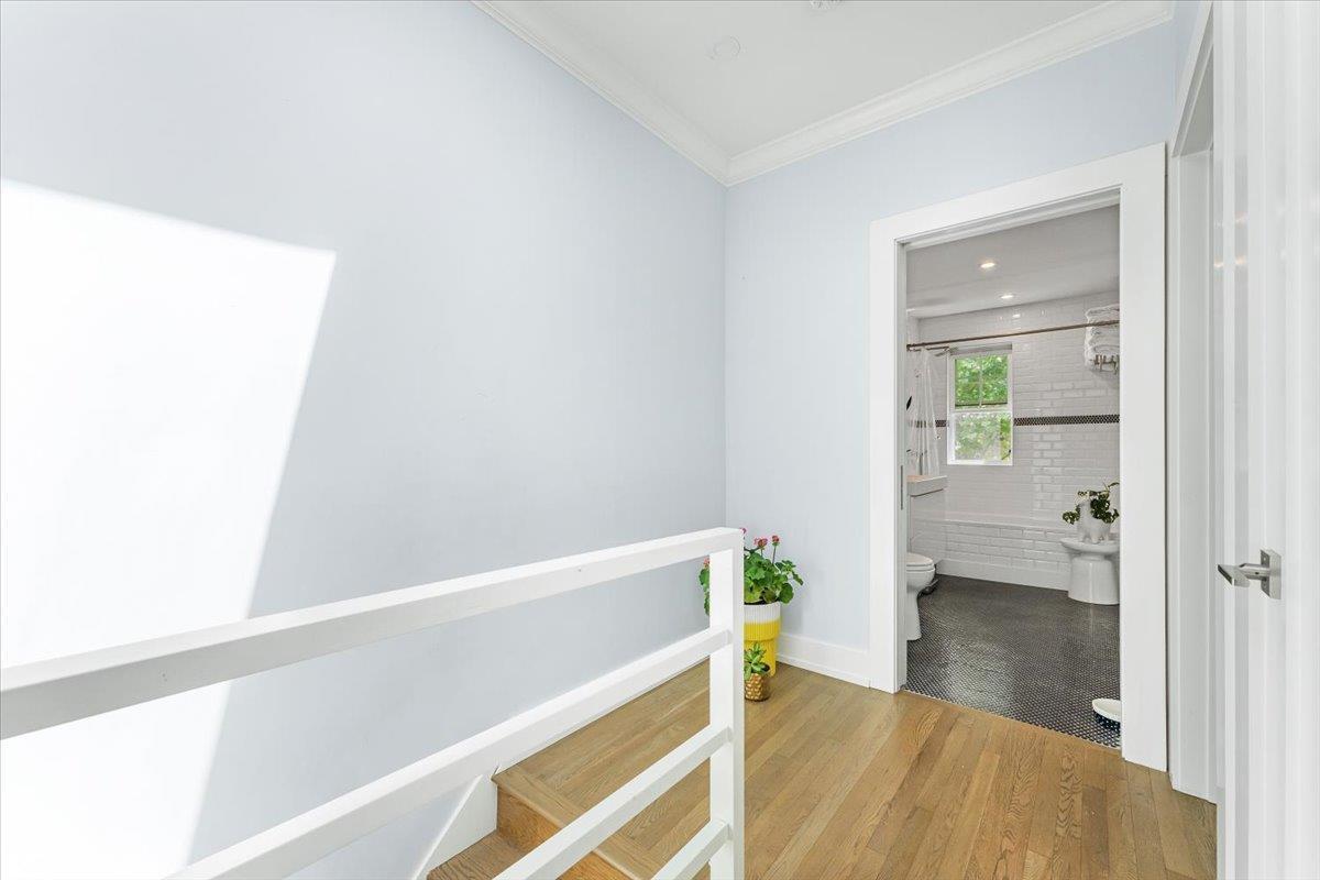 Single Family Irwin  Bronx, NY 10463, MLS-863851-7