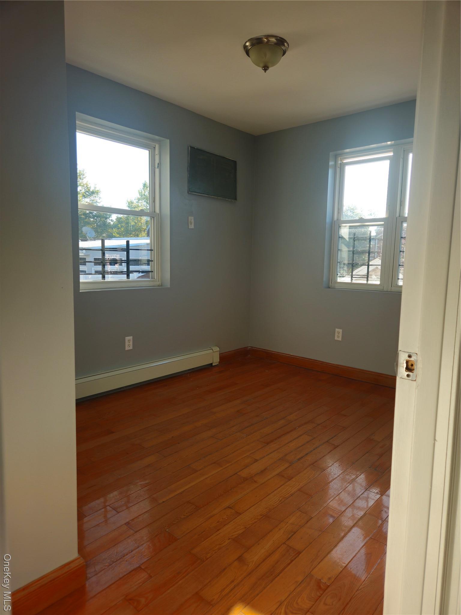 Single Family 159 Street  Queens, NY 11365, MLS-863854-9