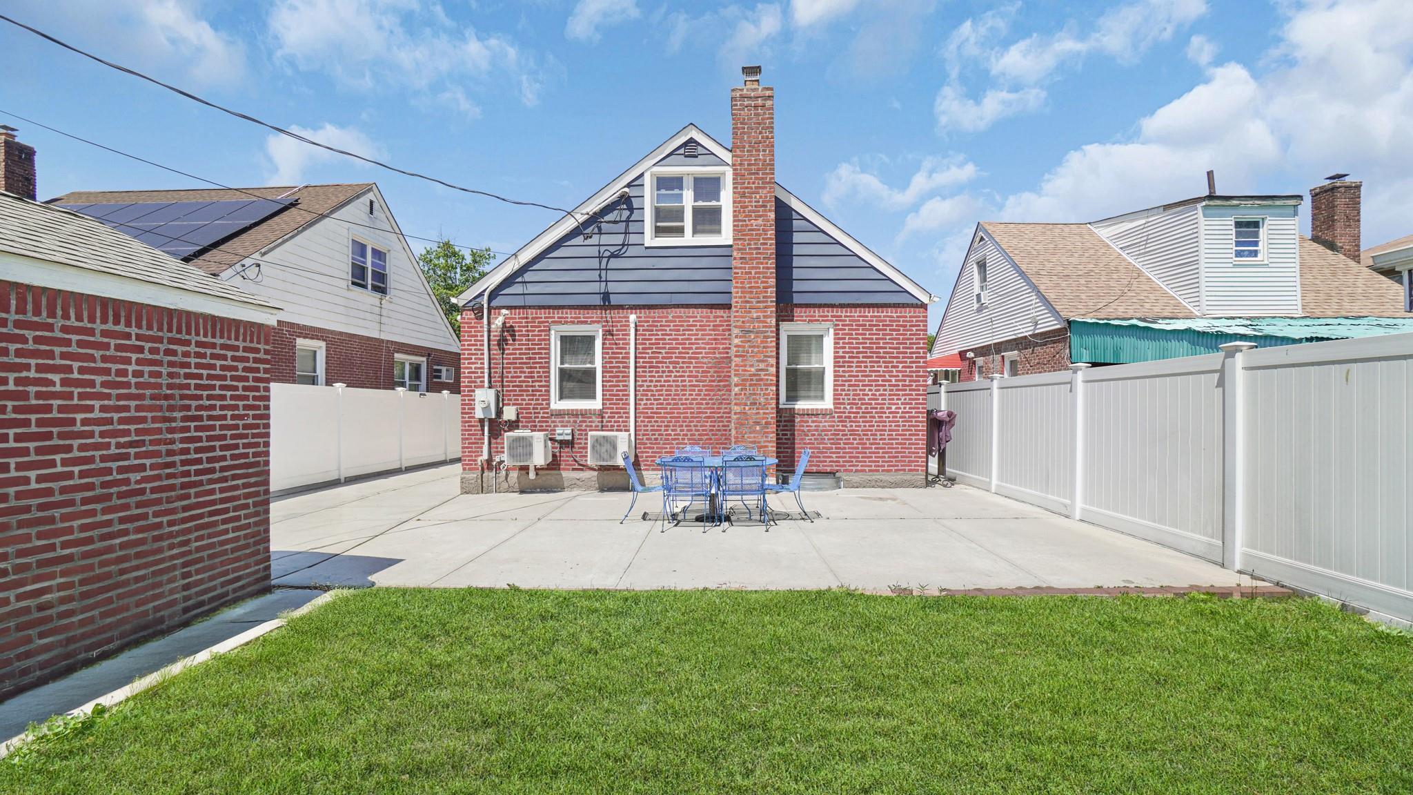 Single Family Locustwood  Nassau County, NY 11003, MLS-863858-27