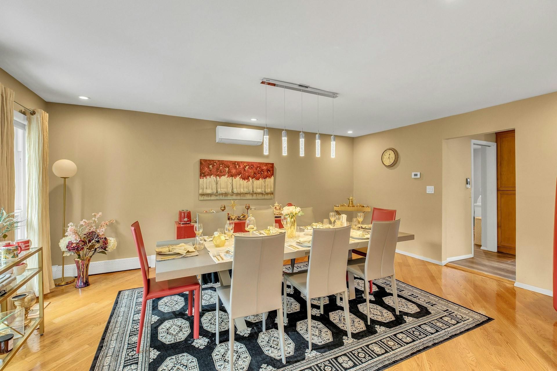 Single Family Hill & Tree  Suffolk County, NY 11747, MLS-863873-13