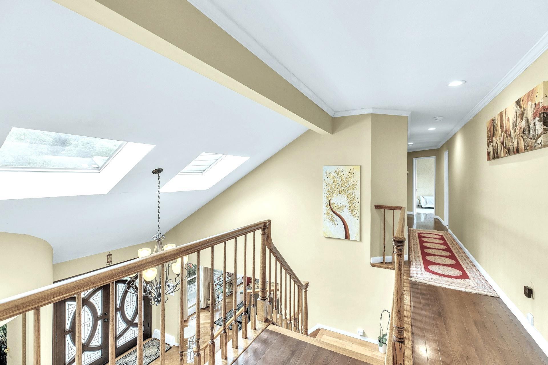 Single Family Hill & Tree  Suffolk County, NY 11747, MLS-863873-19