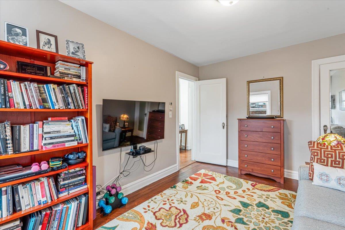 Single Family 71st  Queens, NY 11372, MLS-863876-14
